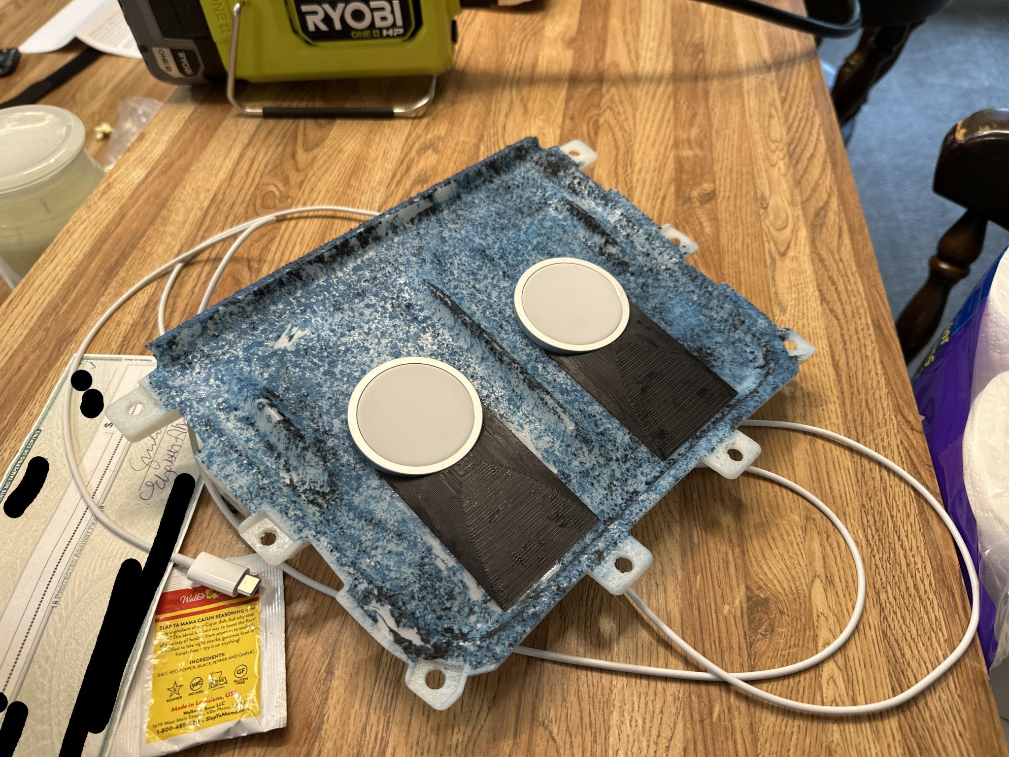 Bộ chuyển đổi Apple iPhone MagSafe cho đế sạc không dây Tesla