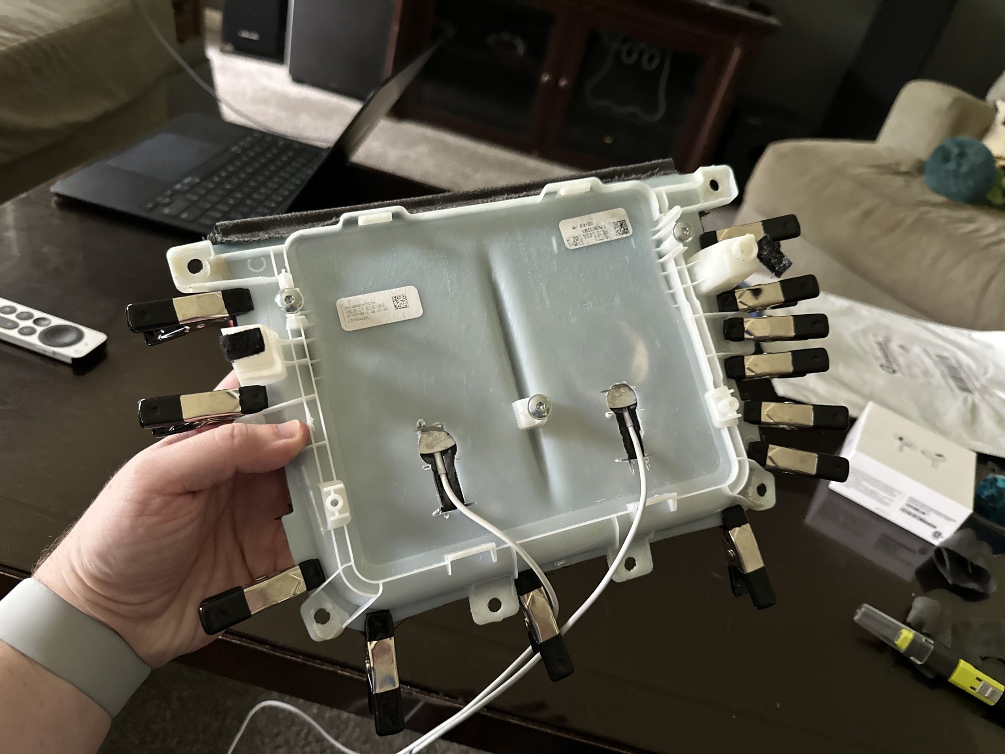 Bộ chuyển đổi Apple iPhone MagSafe cho đế sạc không dây Tesla