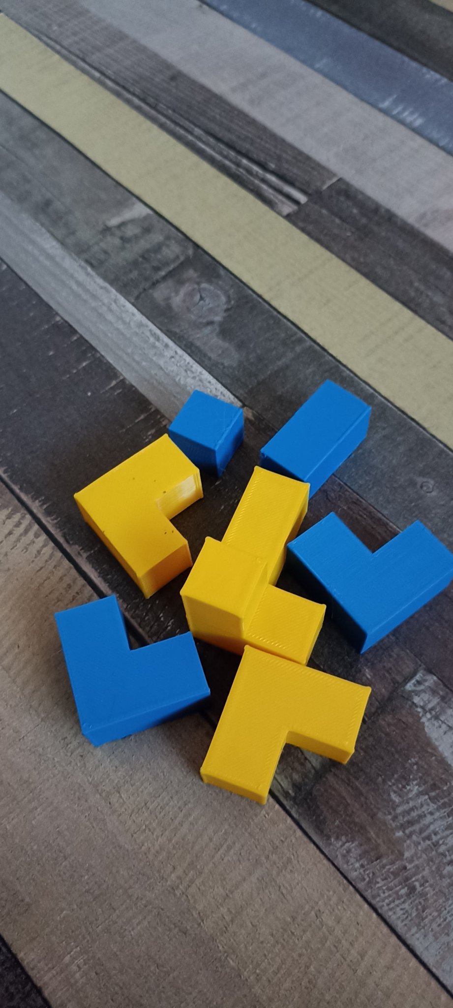 Hình khối chính xác cho trò chơi trí tuệ Hlavolam