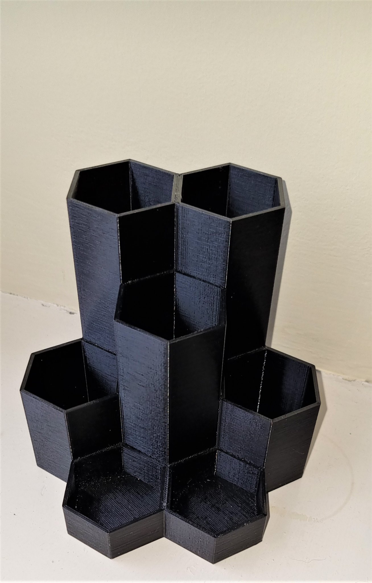 Giá đỡ bút và tổ chức đồ dùng văn phòng