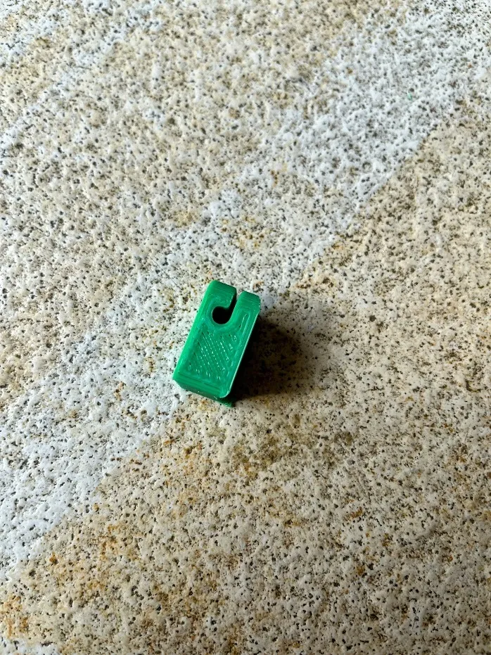 Giá đỡ dây căng hàng rào 4mm