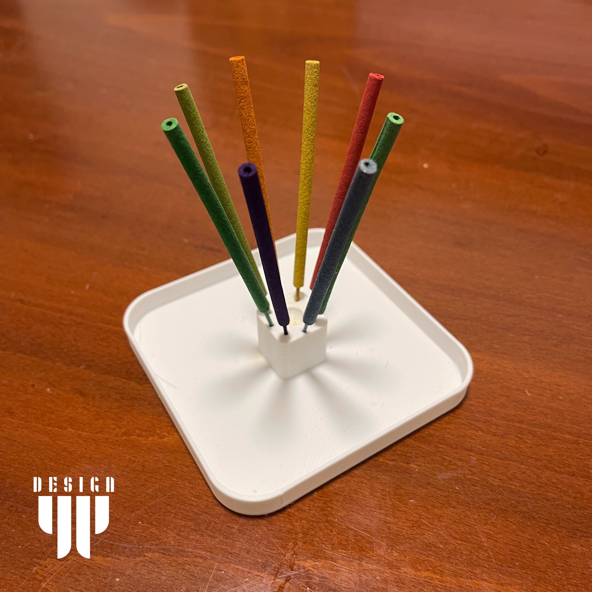 Khay Hương Đốt Được Thiết Kế Để Chứa 8 Que Hương