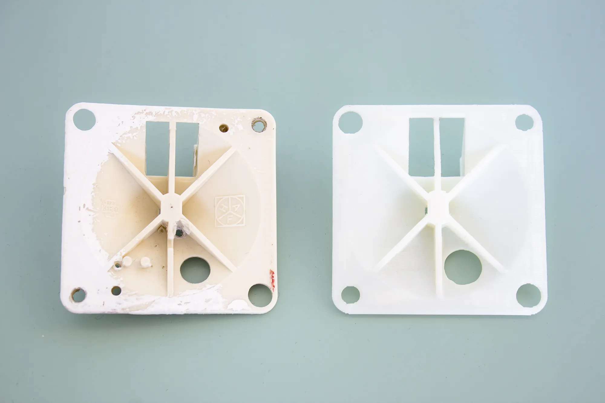 Nắp hộp điện vuông 70 x 70 mm