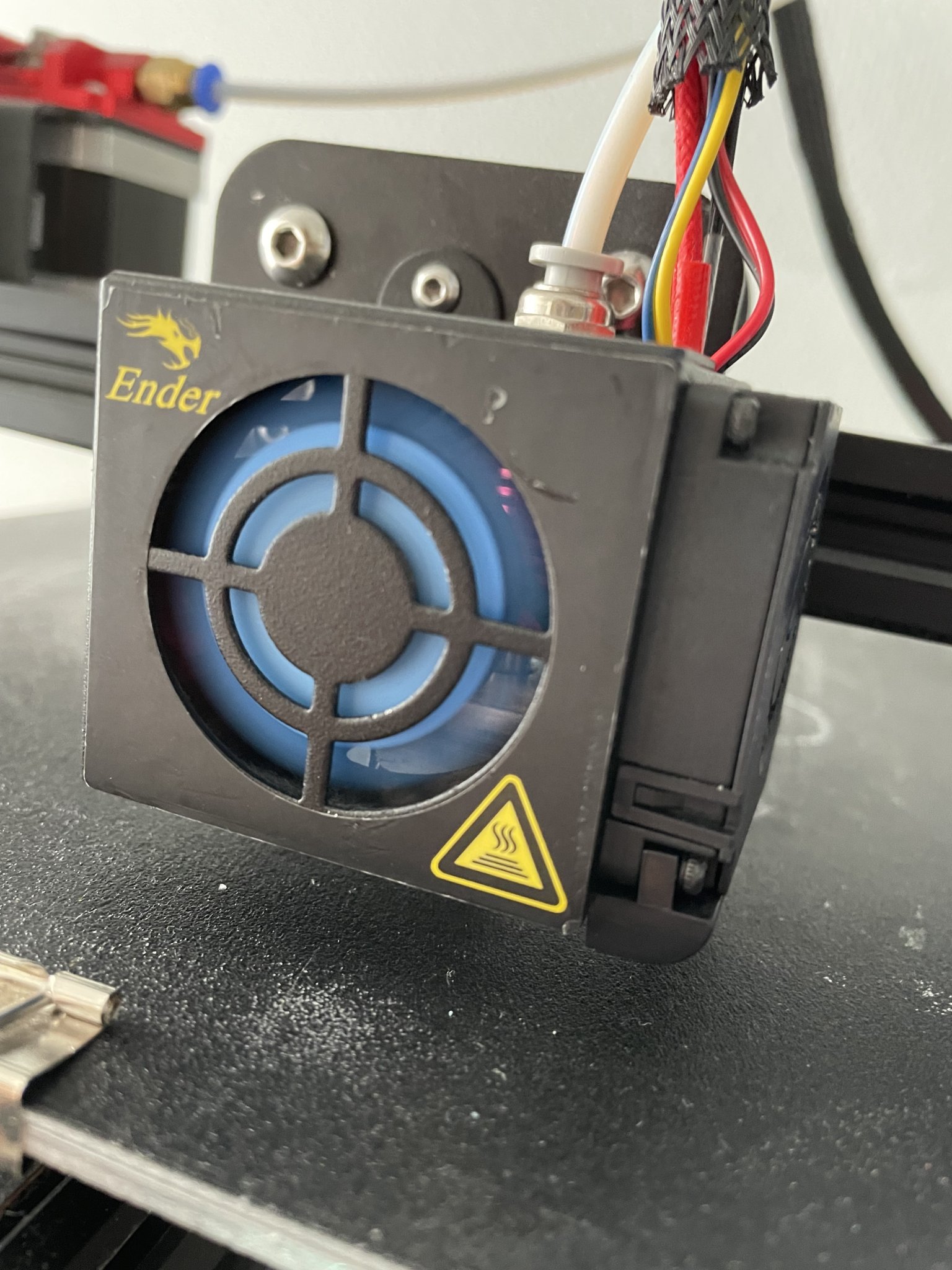 Thay thế cánh quạt trước cho máy in 3D Ender 3/Pro