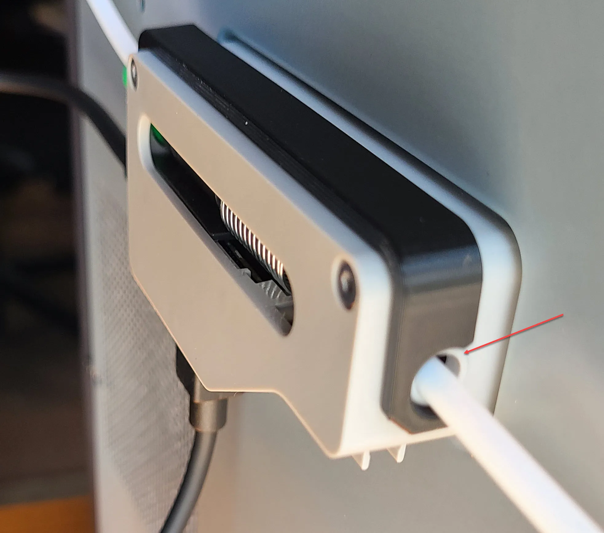 Hướng dẫn và nút thả filament cho bộ đệm Bambu Lab