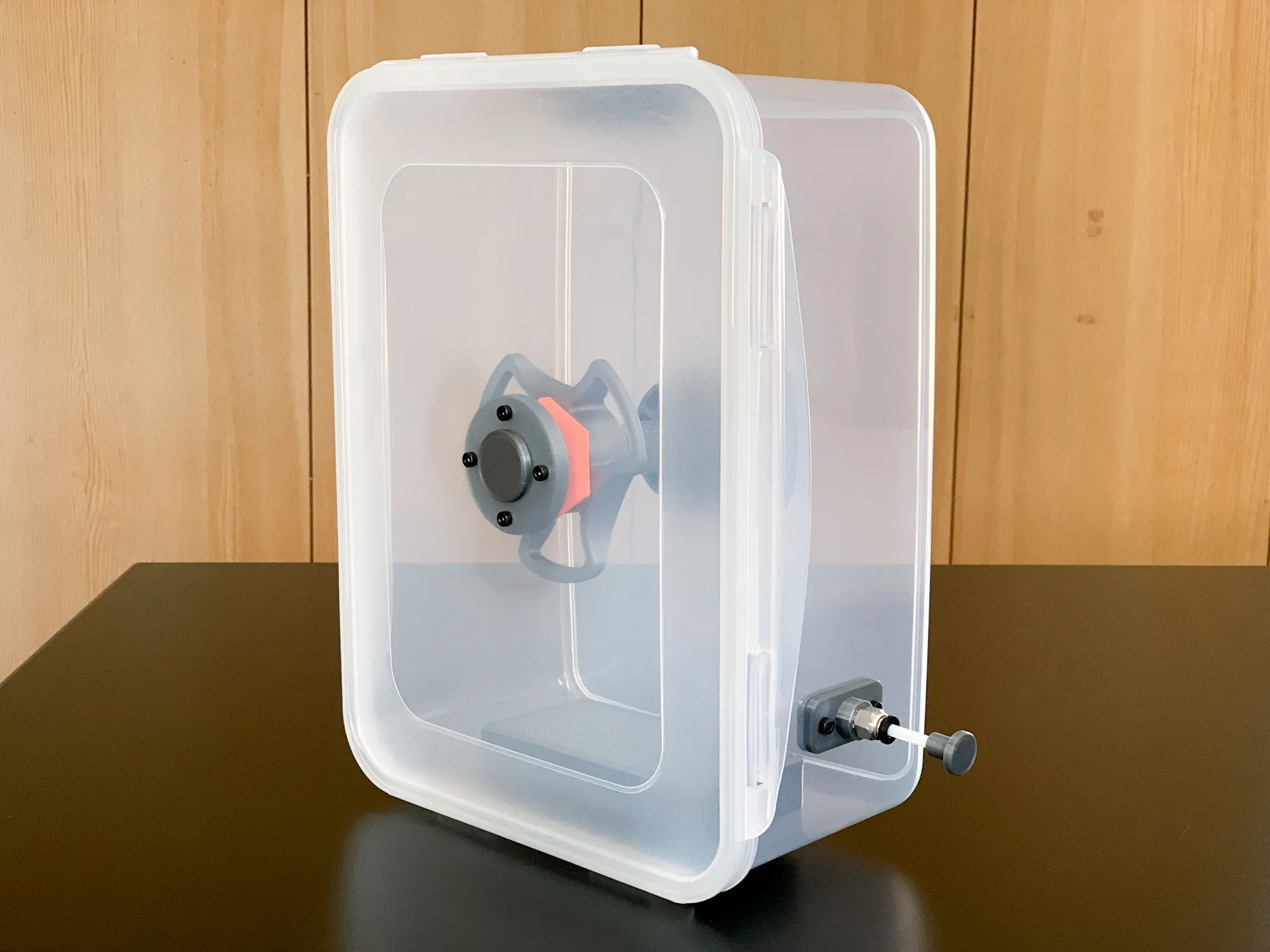 Hộp khô filament DAISO 5.5L với chức năng quay tay