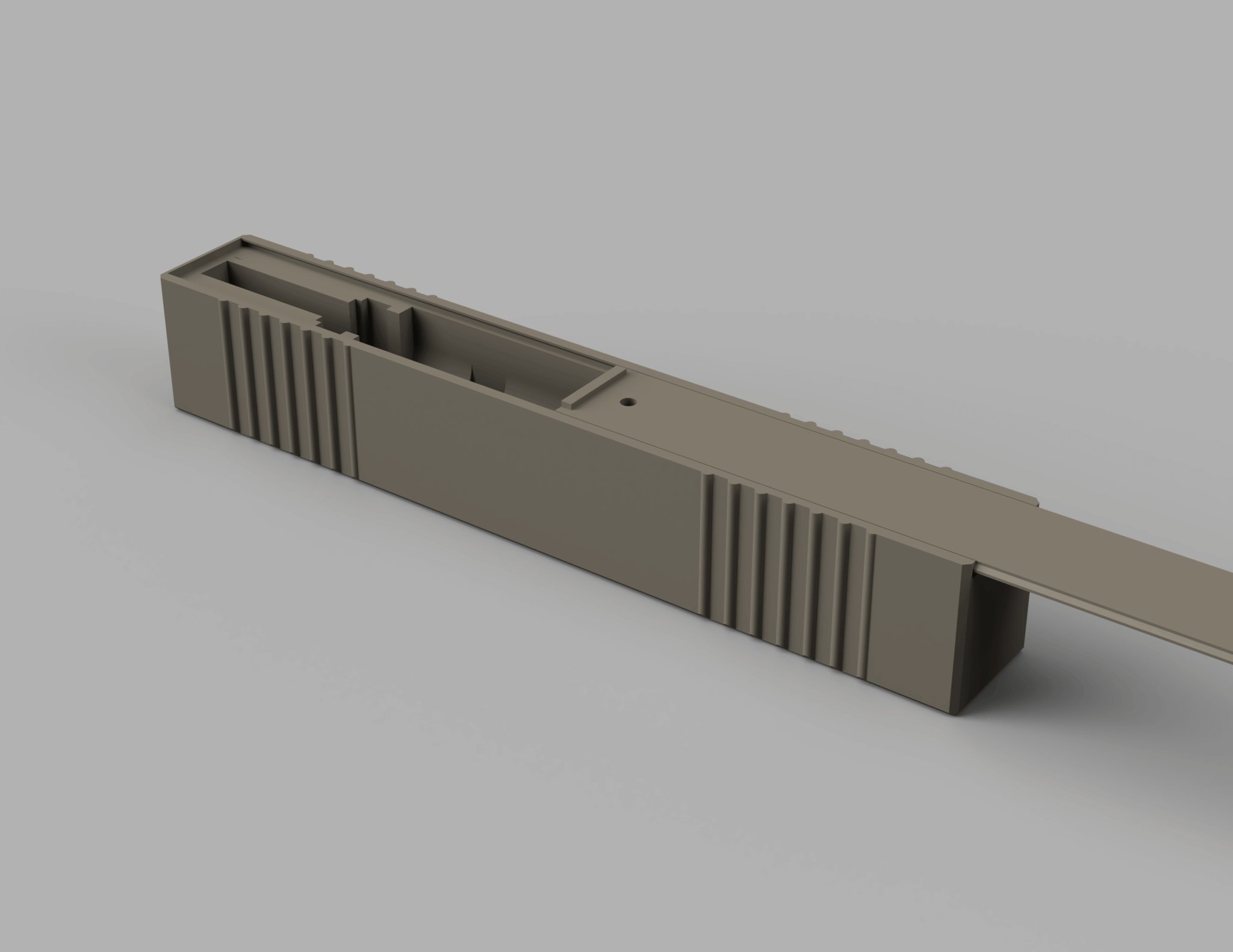 Hộp đựng CMMG Bolt với nắp trượt