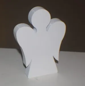 Thiên thần 3D với dáng đứng nghiêng