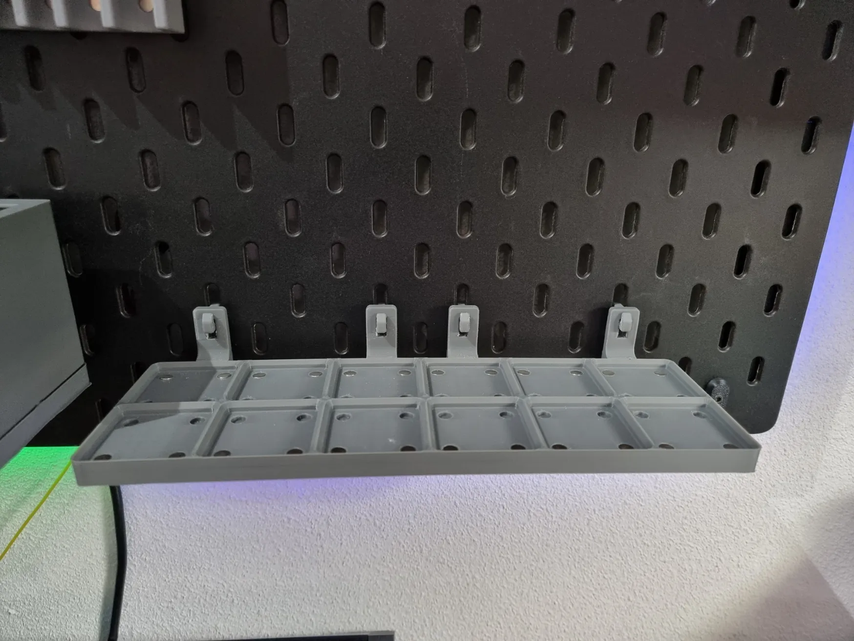 Giá đỡ gridfinity cho skadis với móc đa năng