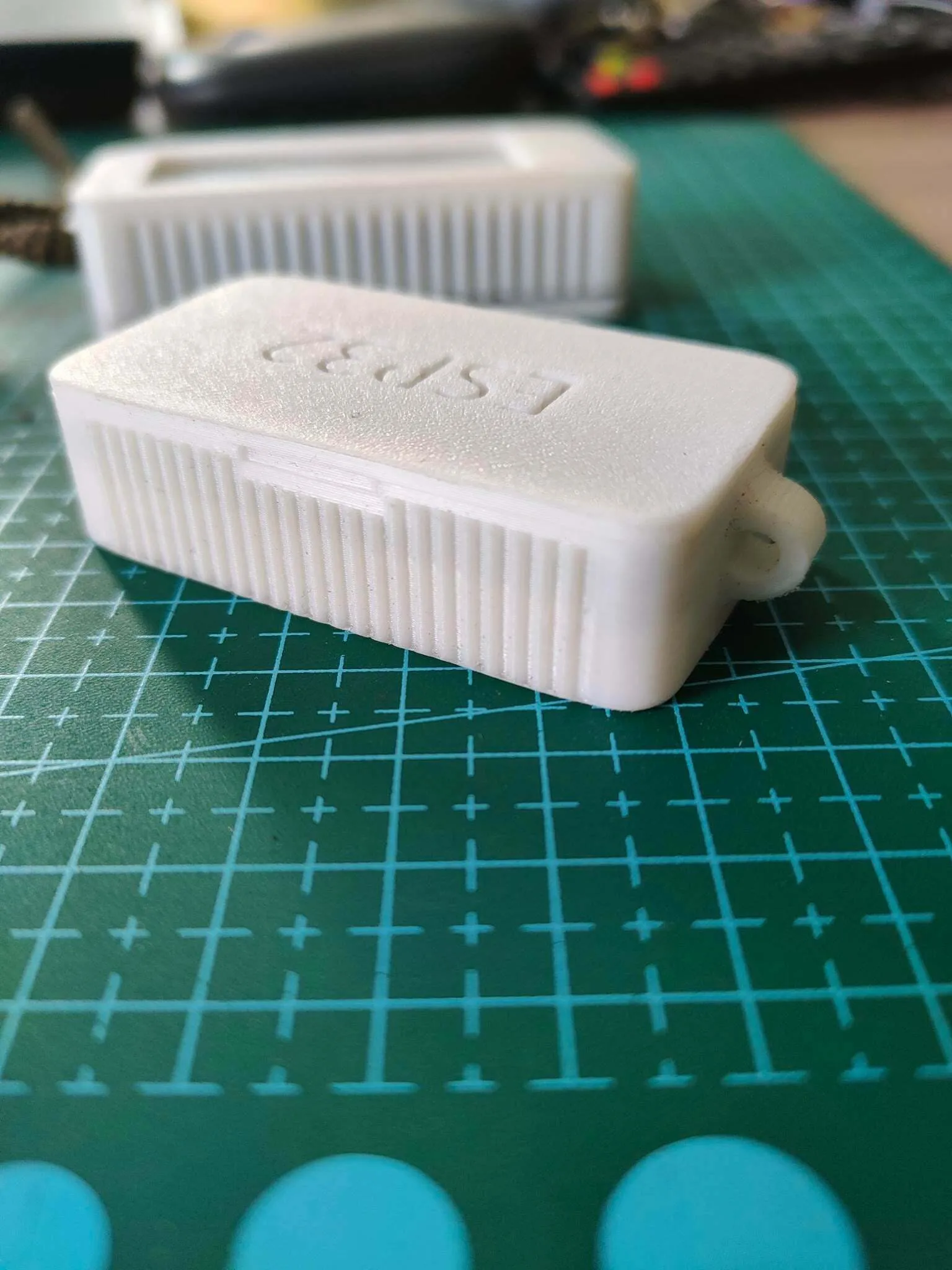 Vỏ di động cho esp32 wroom az-delivery