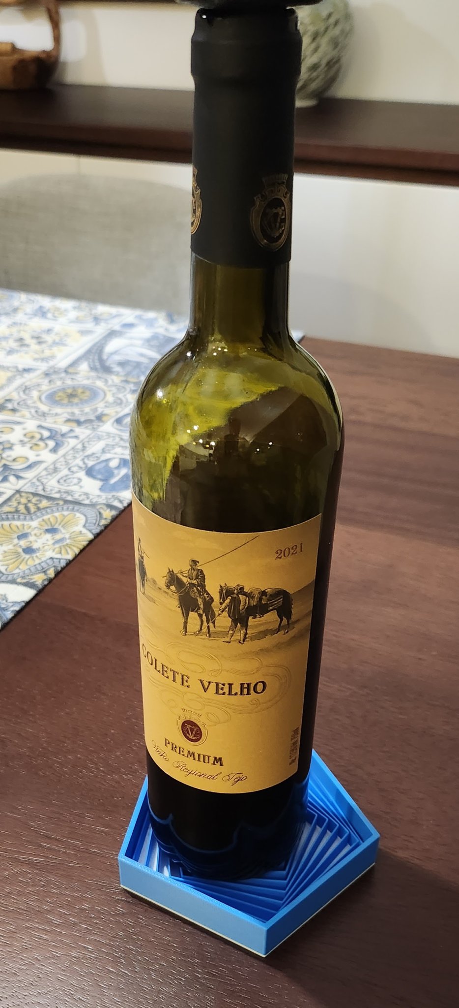 Đế lót cho chai rượu vang/champagne/bình nước lớn