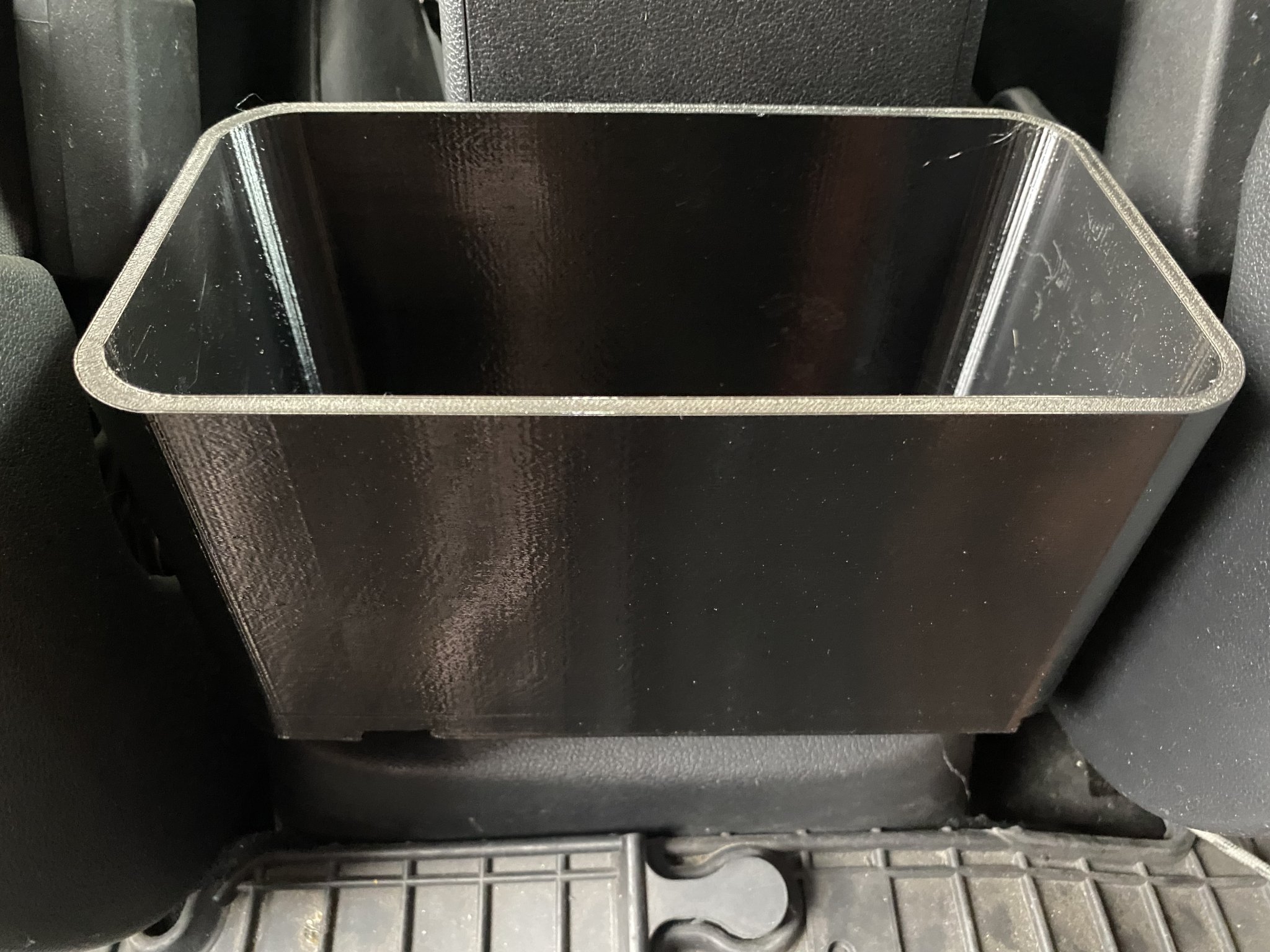 Giá đỡ đồ uống cho xe Citroen Berlingo và Peugeot Partner