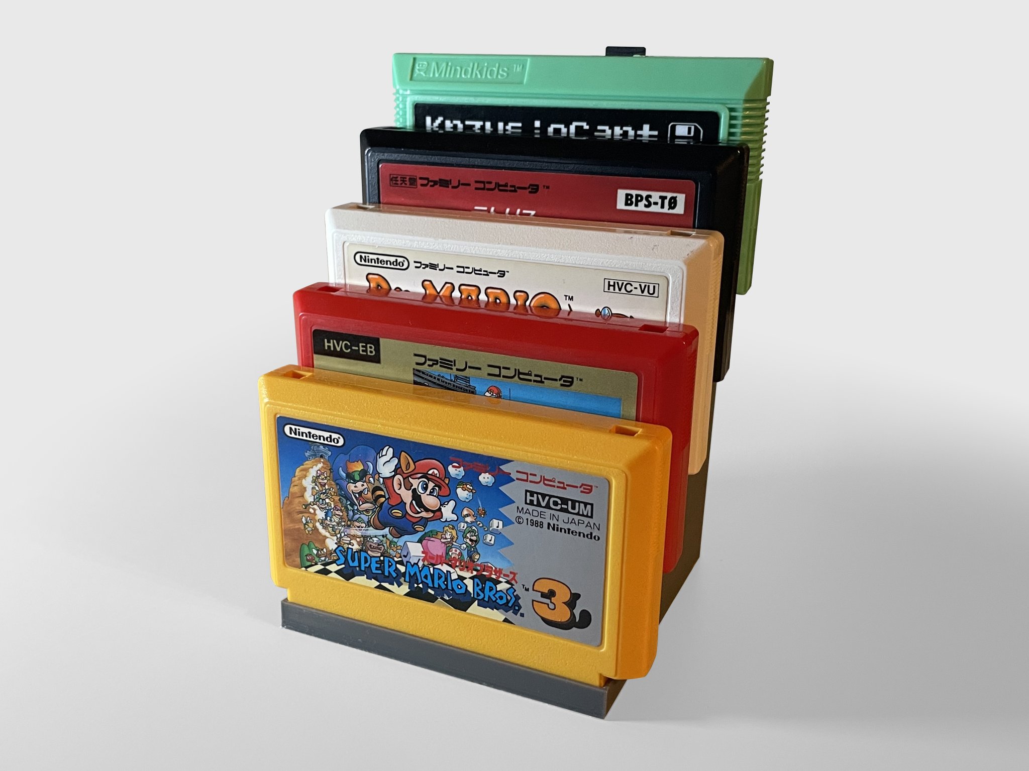 Giá đỡ 5 băng cho máy chơi game Famicom