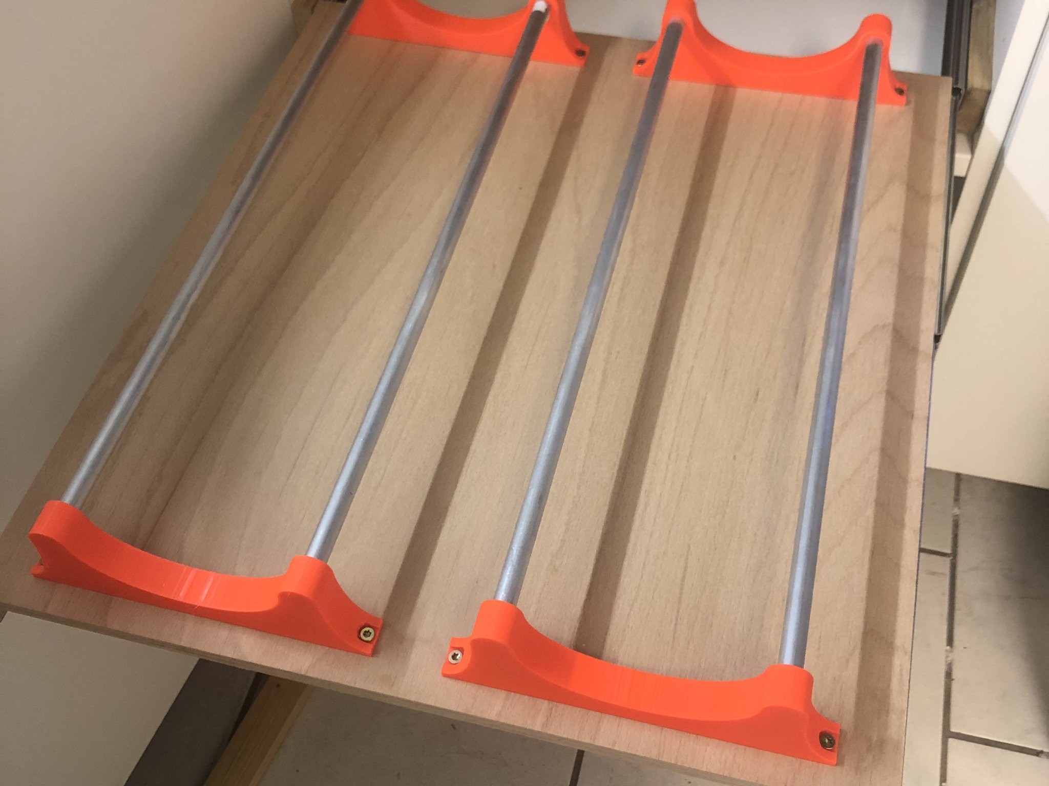 Giá đỡ cuộn filament với thanh trượt telescopic