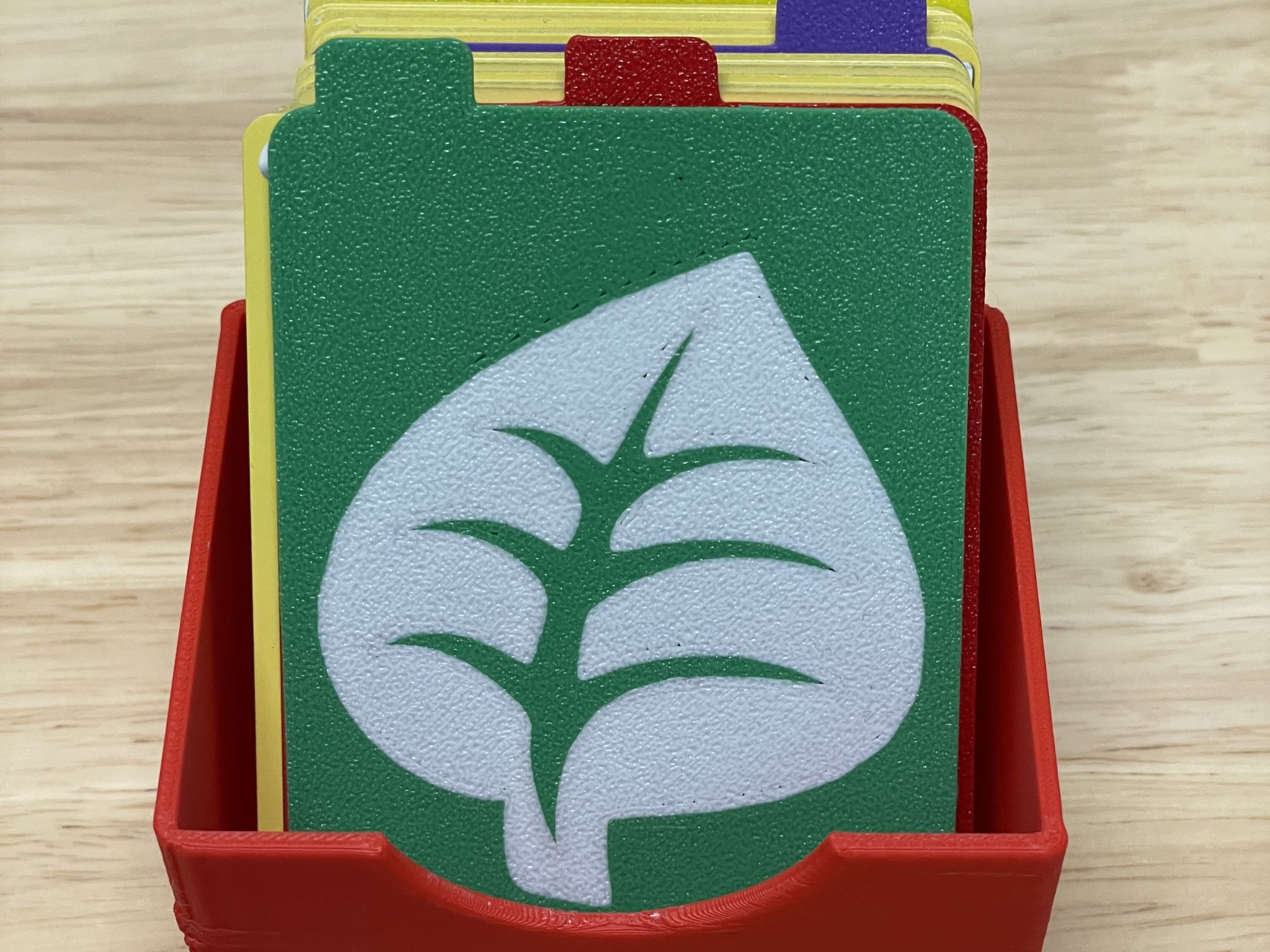 Giá đỡ thẻ Pokemon TCG nhiều màu sắc