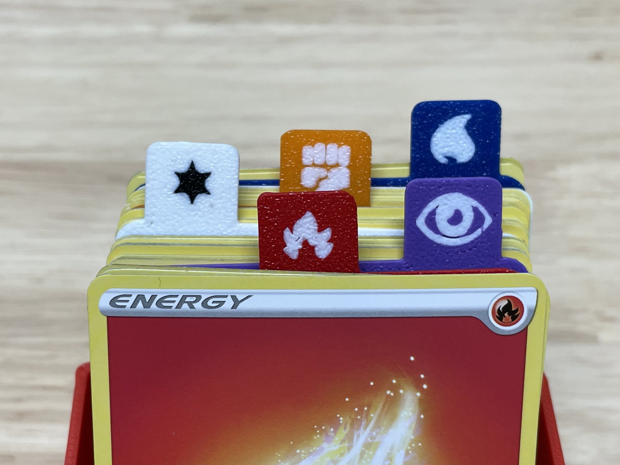 Giá đỡ thẻ Pokemon TCG nhiều màu sắc