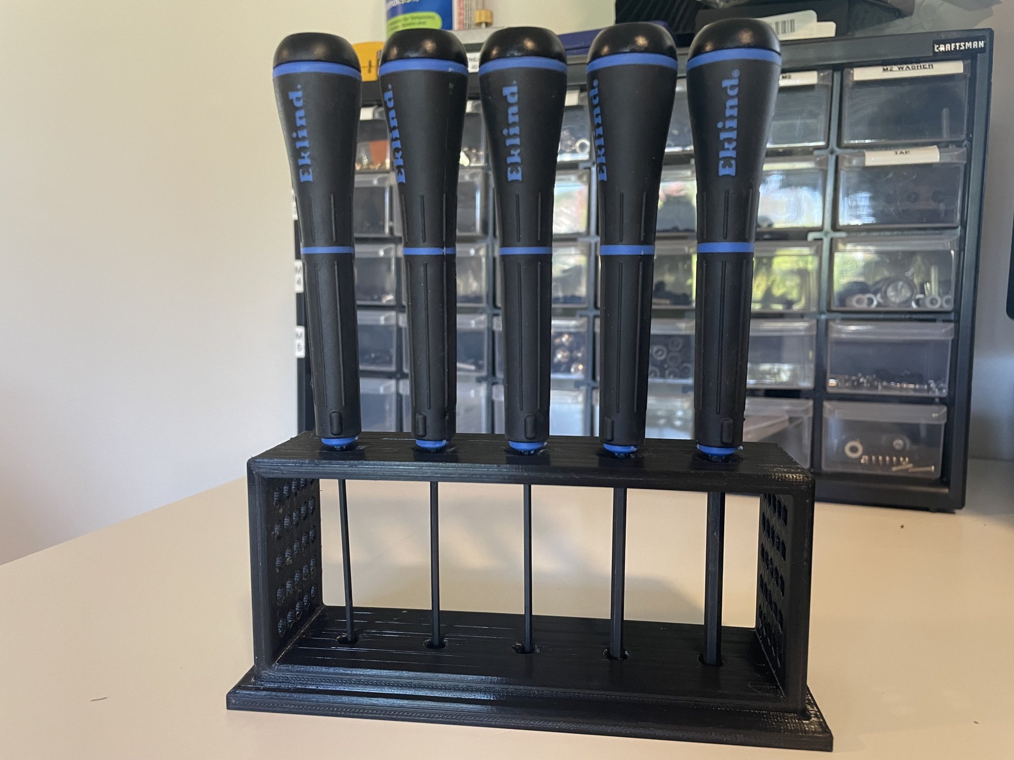 Giá đỡ dụng cụ lục giác Eklind cho bàn làm việc