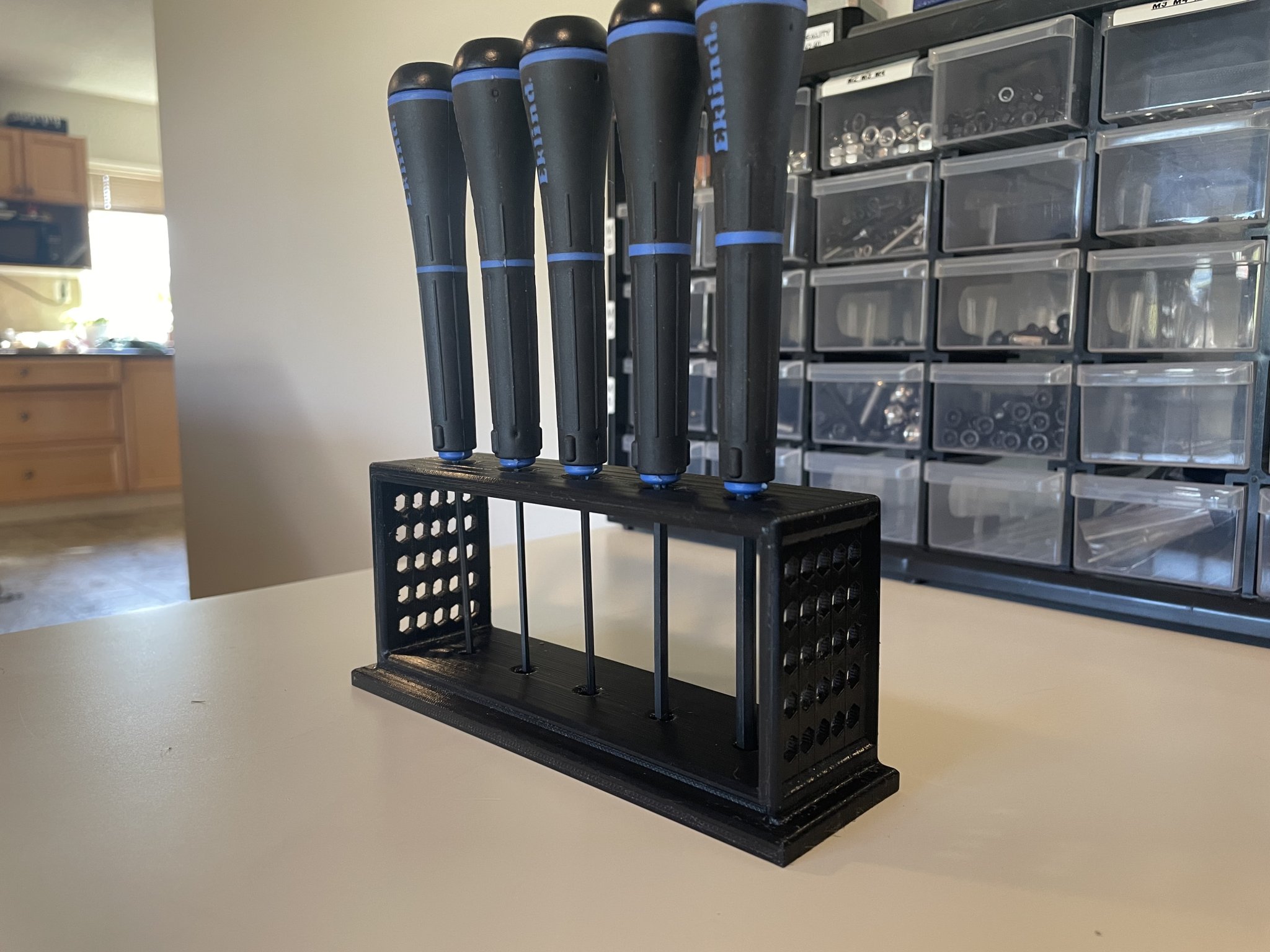 Giá đỡ dụng cụ lục giác Eklind cho bàn làm việc