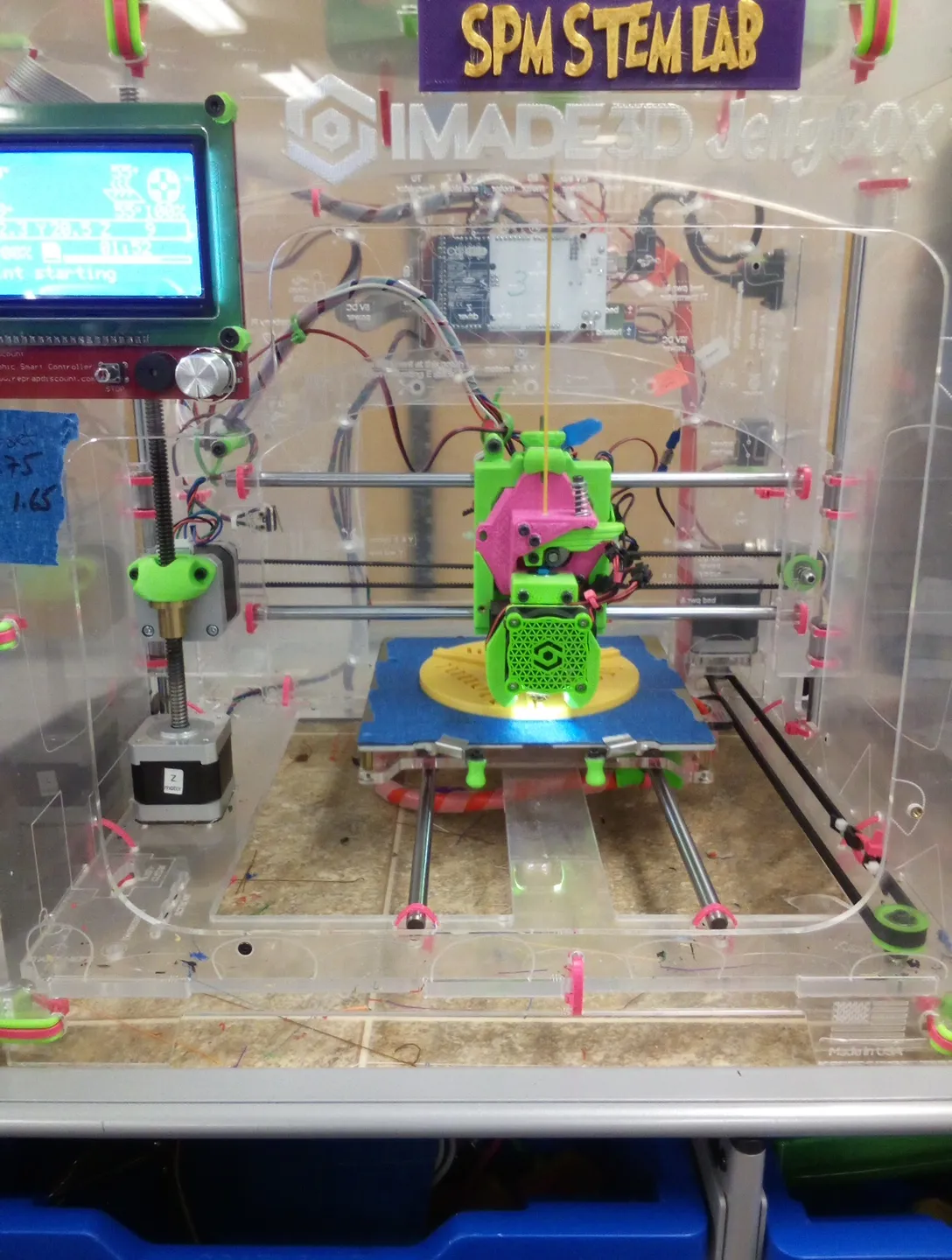 Giá đỡ cánh tên lửa Estes Rocket-3 cho học sinh lớp 5