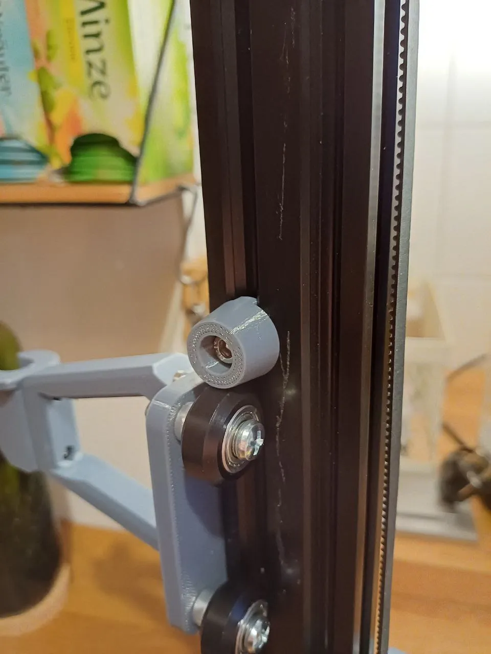 Bộ chặn cho bộ chèn ren trong quá trình ép nhiệt