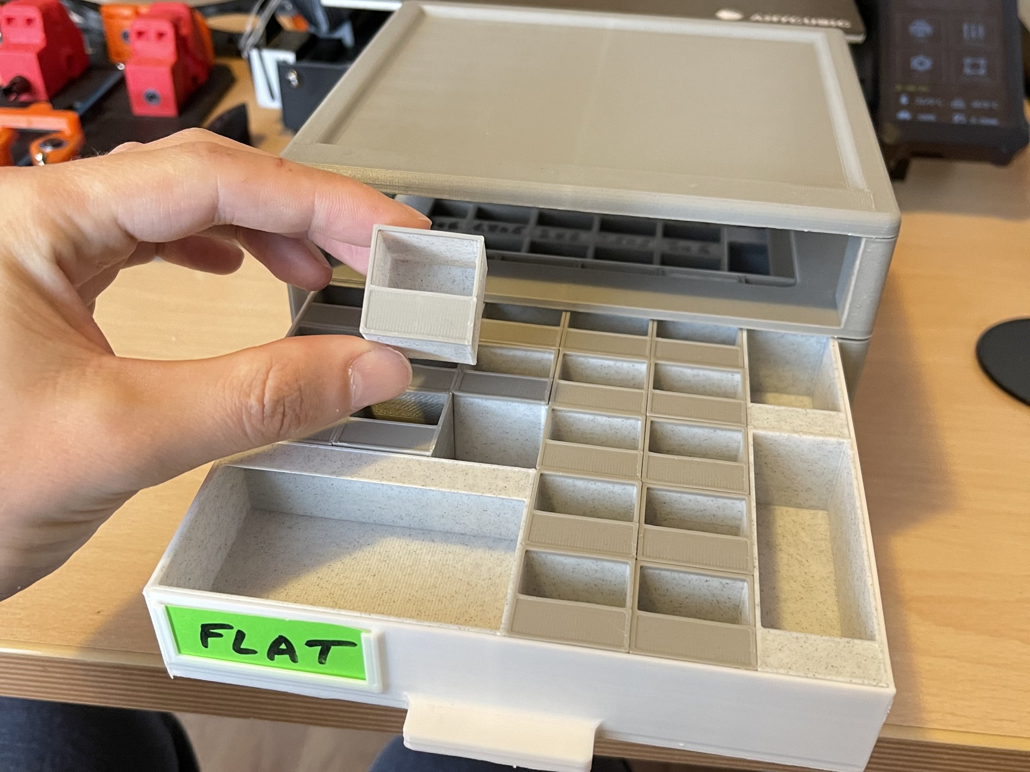 Hộp tổ chức vít, đai ốc mô-đun có thể xếp chồng