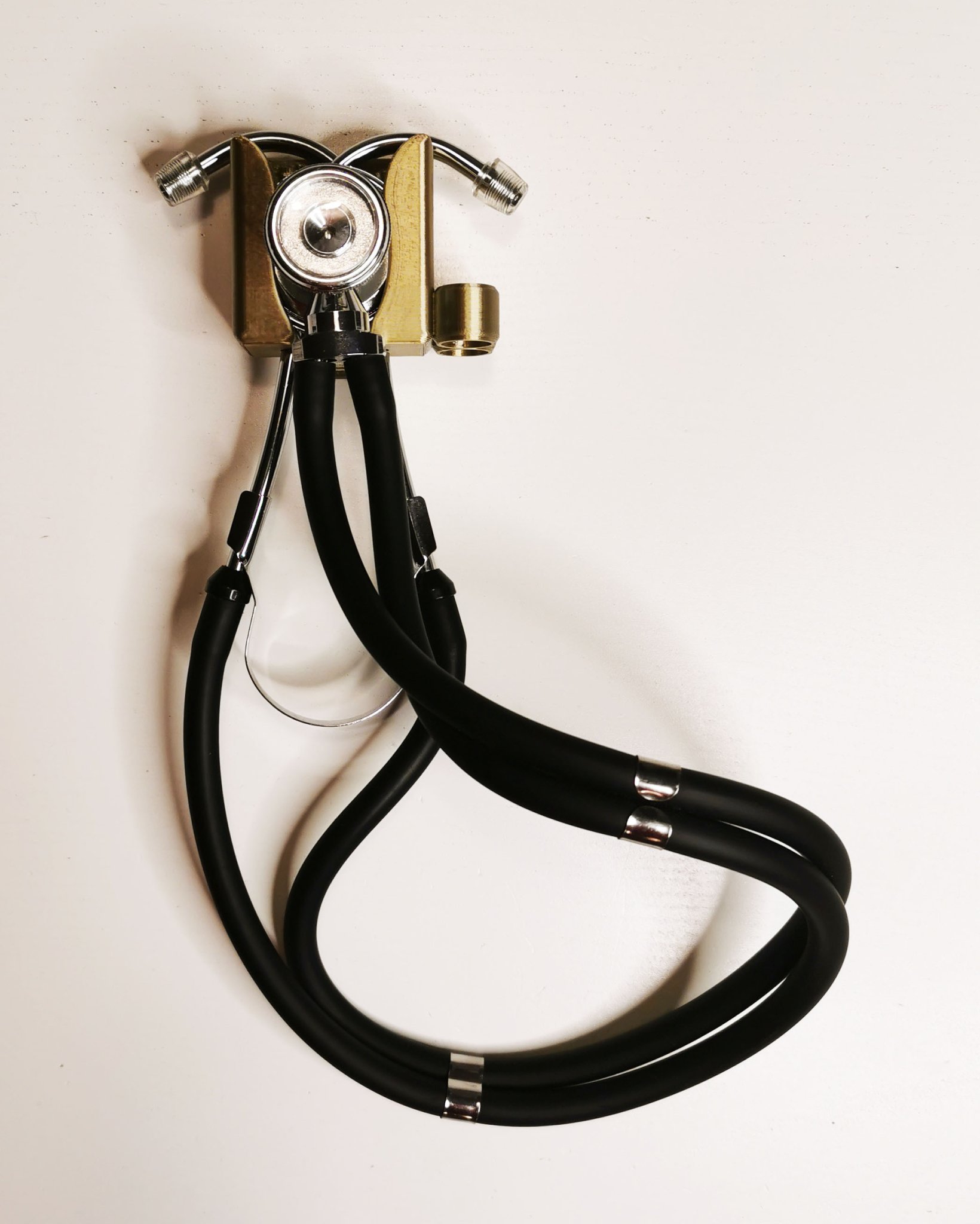 Giá đỡ ống nghe cho bác sĩ và y tá