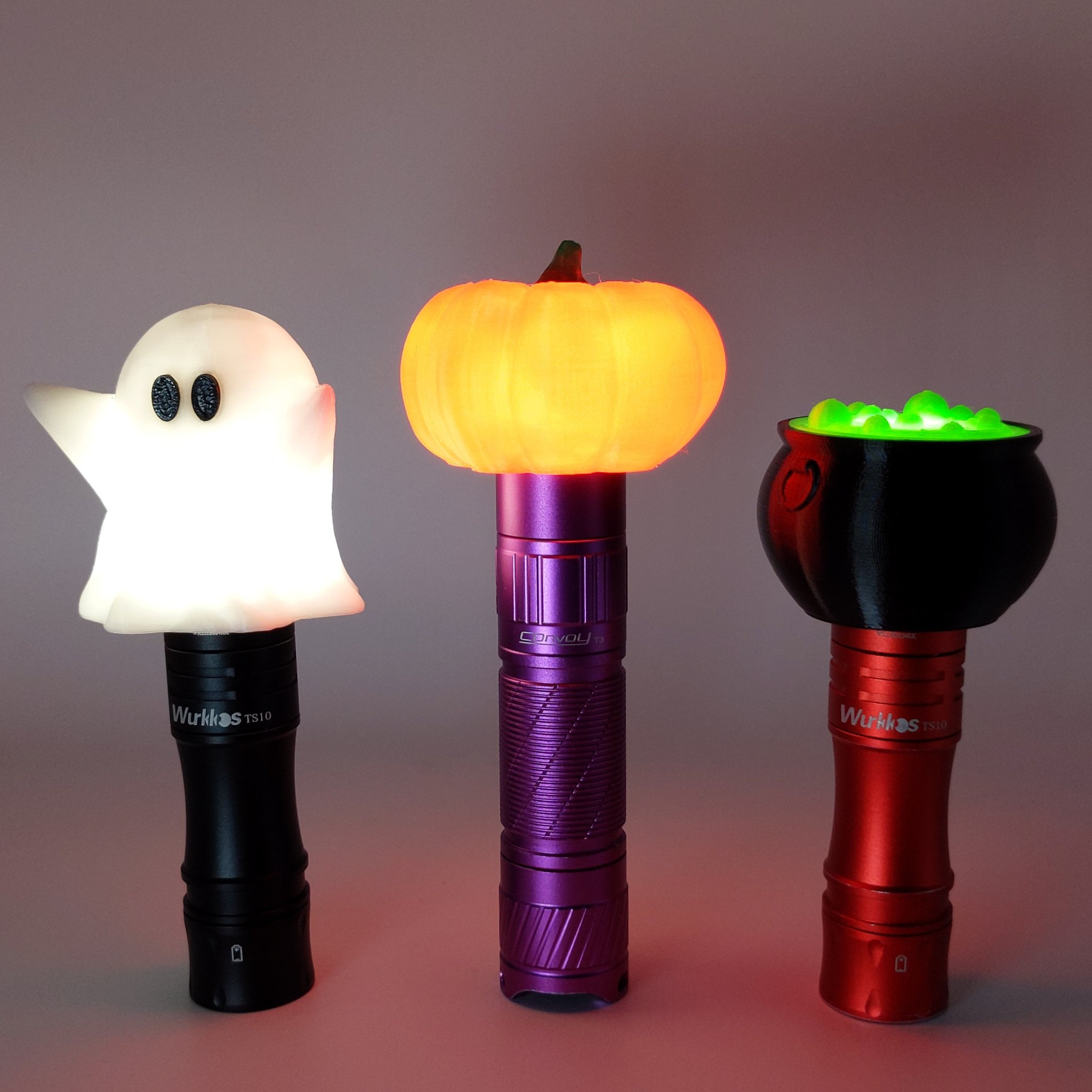 **Bộ khuếch tán đèn pin Halloween hình bí ngô, ma và nồi phép**