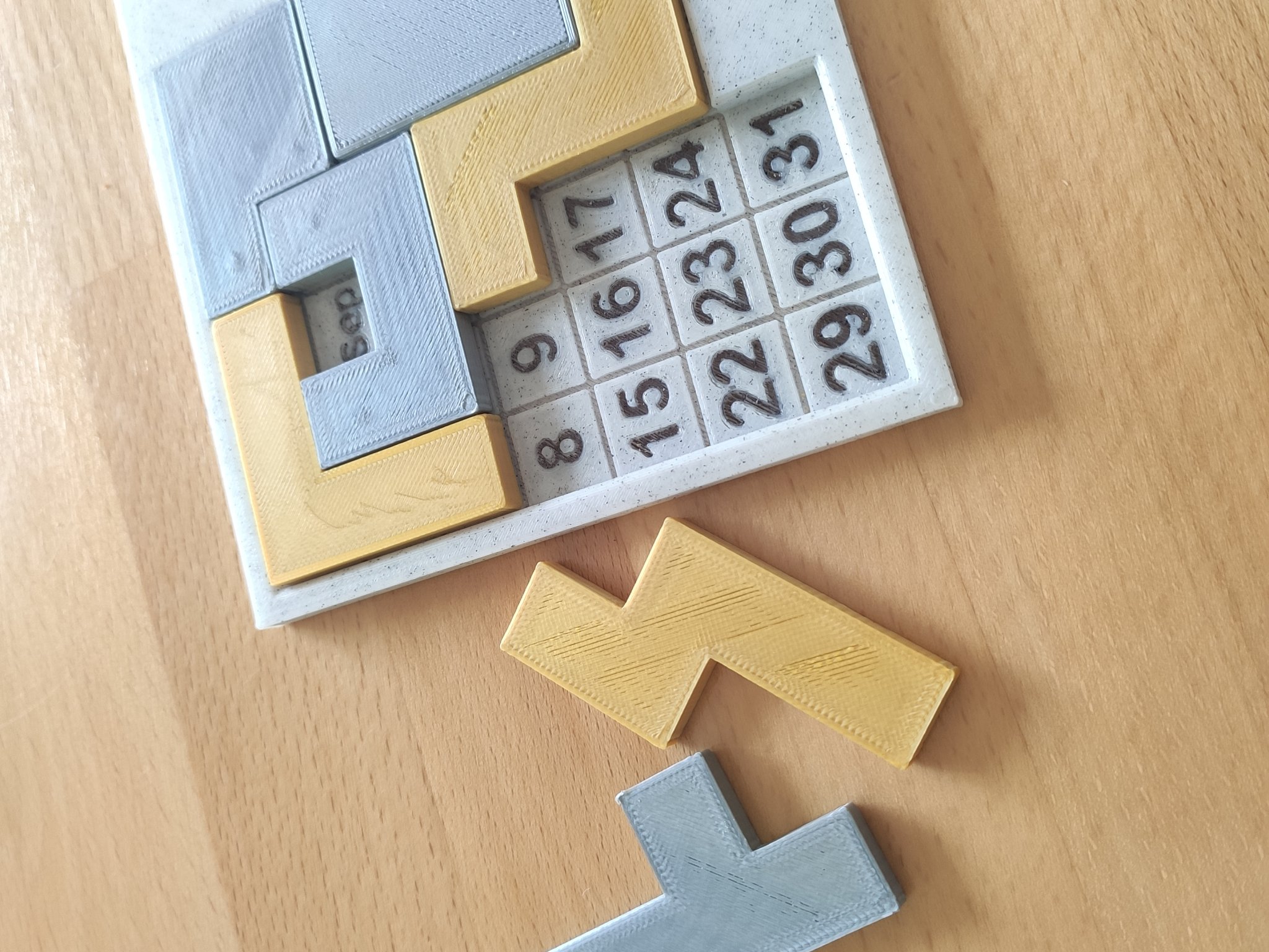 Câu đố lịch treo tường trang trí hàng ngày