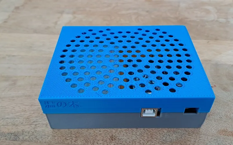 Hộp chứa Arduino UNO R.3 với Breadboard