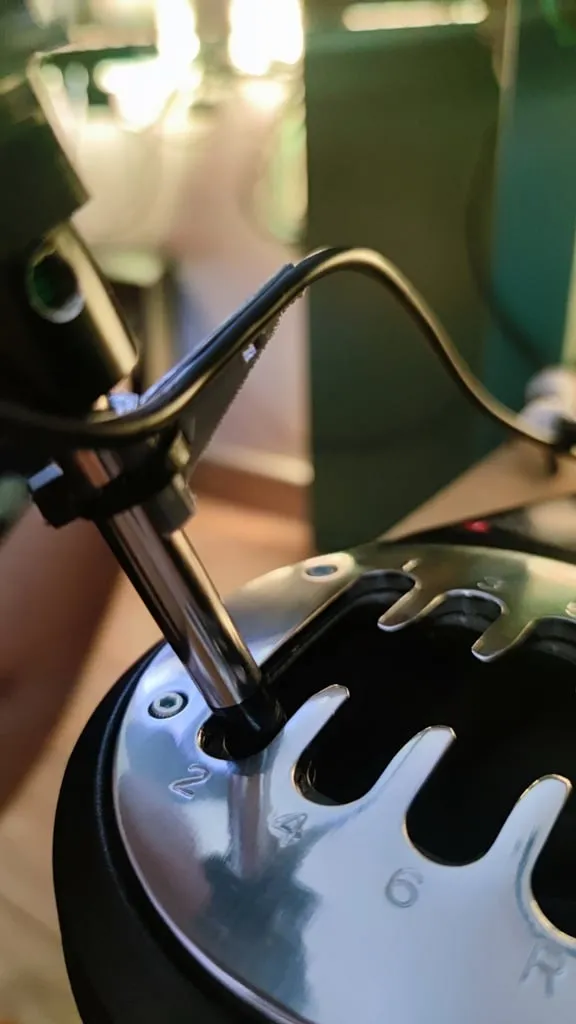 Giá đỡ cáp TH8A cho hộp số xe tải ANX