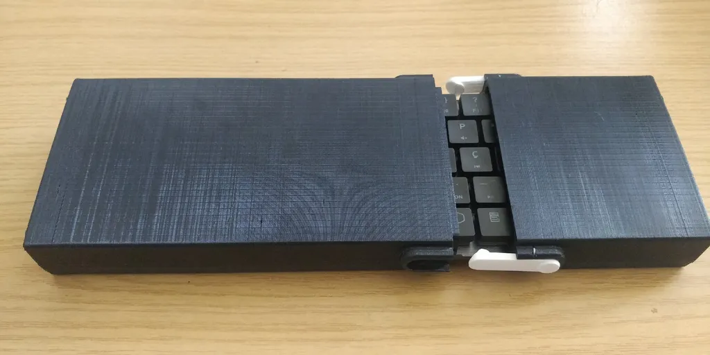 Hộp đựng di động cho bàn phím cơ Cooler Master SK621