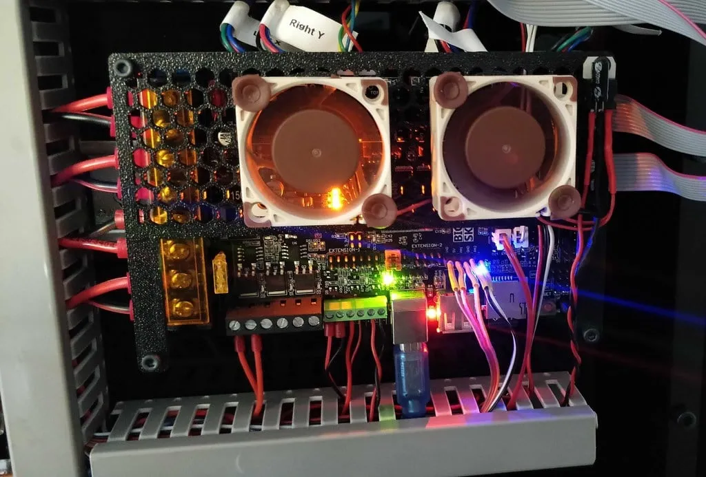 Giá đỡ quạt 40x40 cho driver bước BTT SKR v1.2 Pro