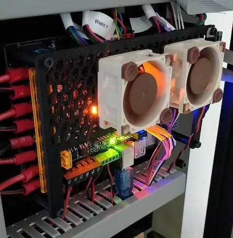 Giá đỡ quạt 40x40 cho driver bước BTT SKR v1.2 Pro