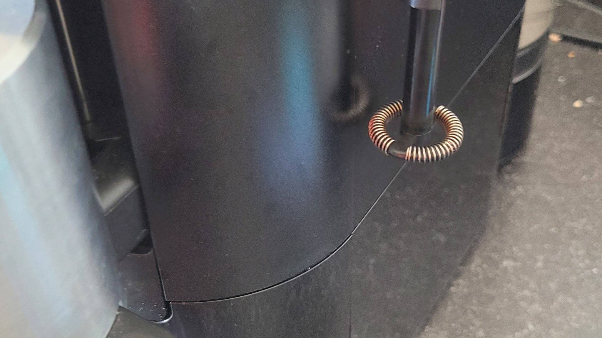 Giá đỡ phụ kiện máy đánh sữa Nespresso Atelier