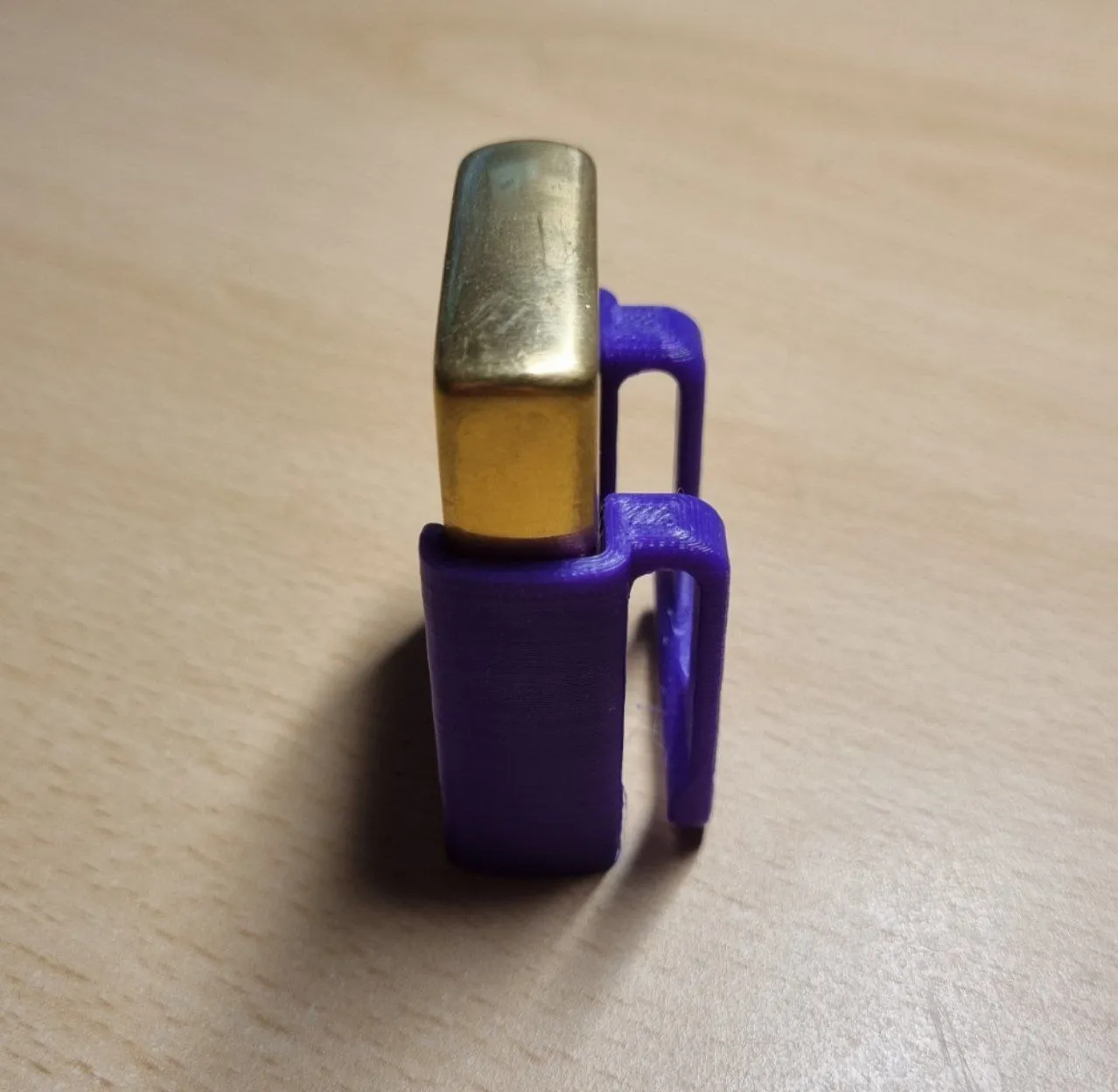 Kẹp thắt lưng Zippo có khóa chống rơi bật lửa