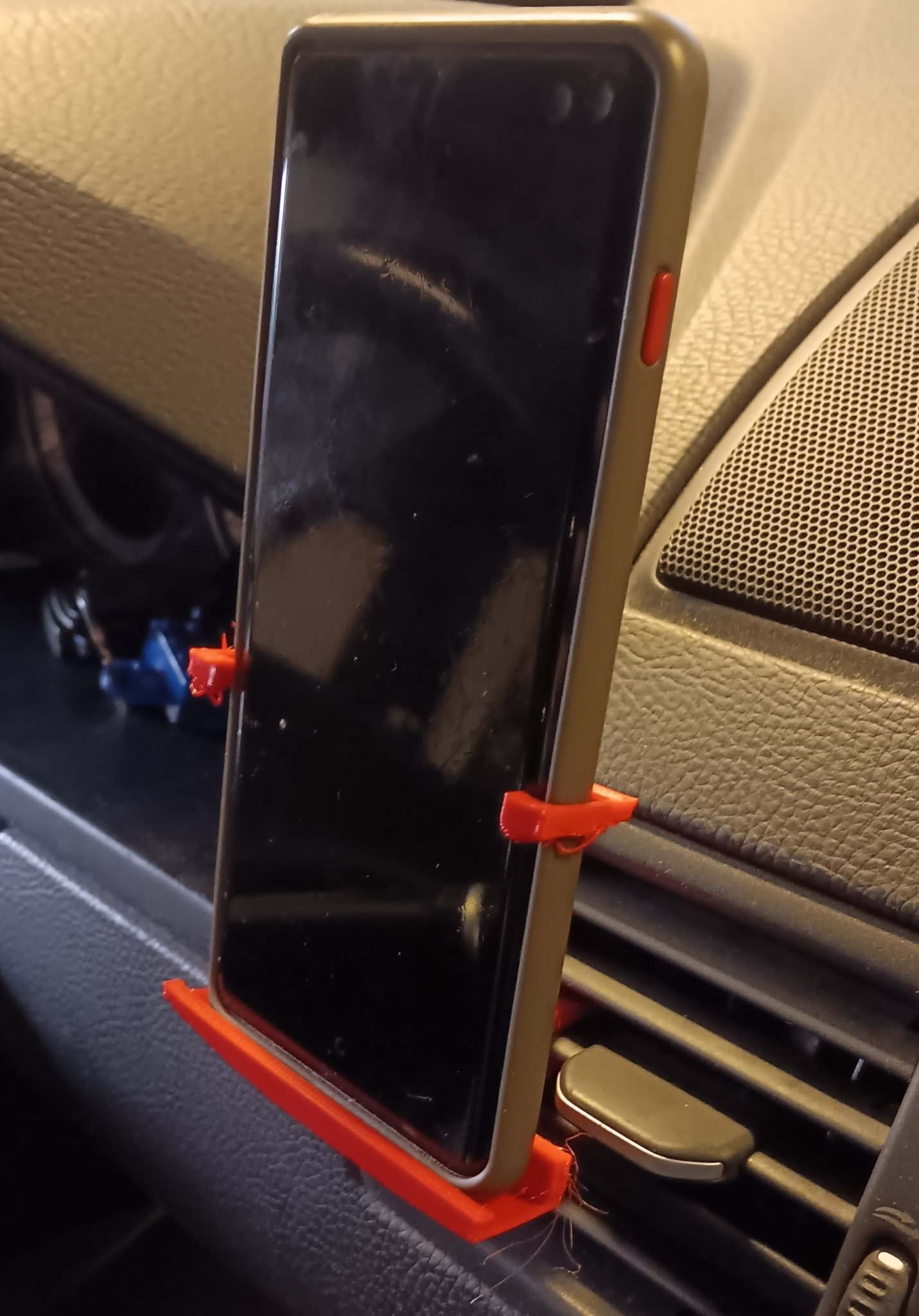 Giá đỡ điện thoại vặn trên ô tô