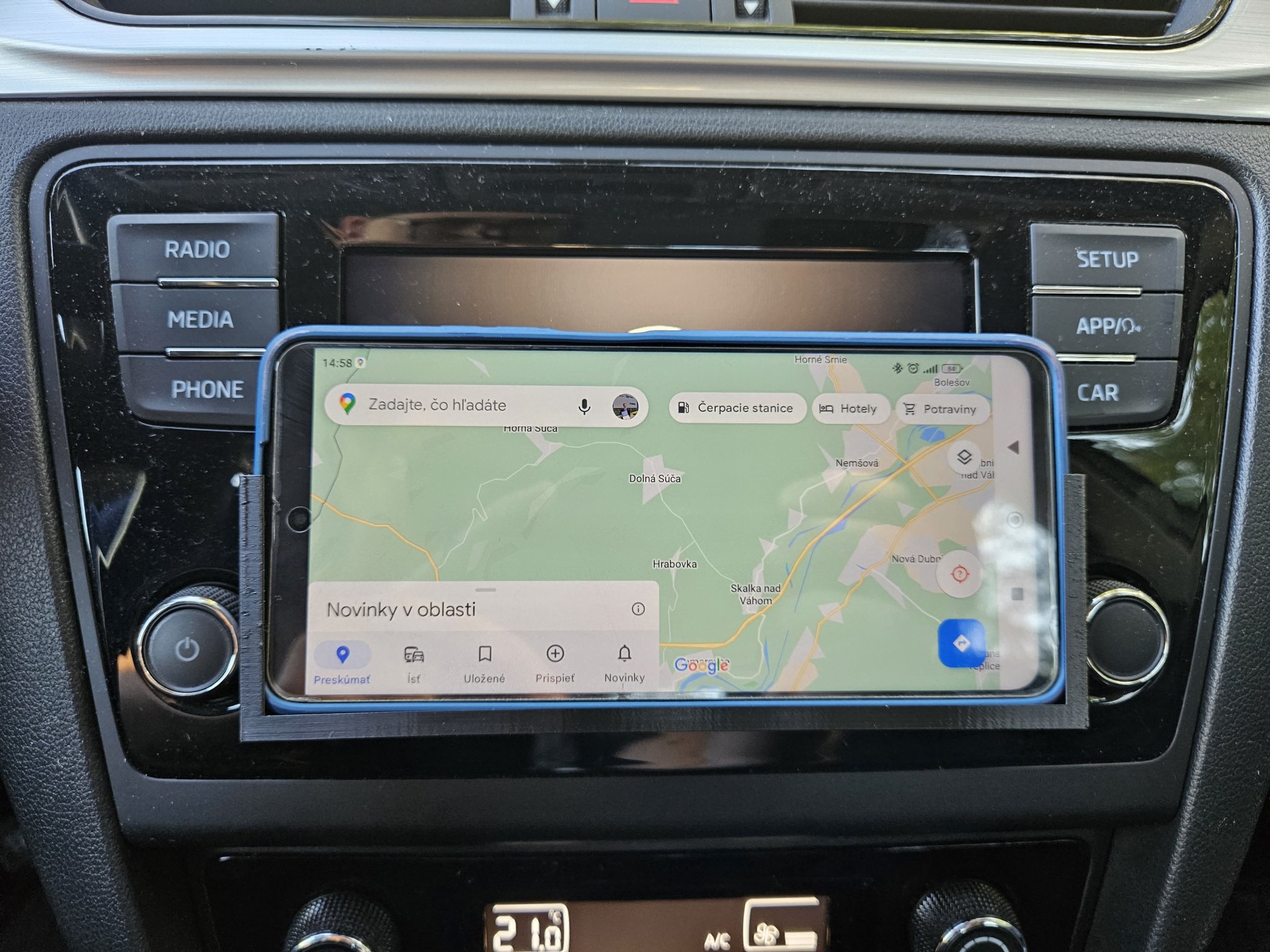 Giá đỡ điện thoại thẻ SD cho Škoda Rapid