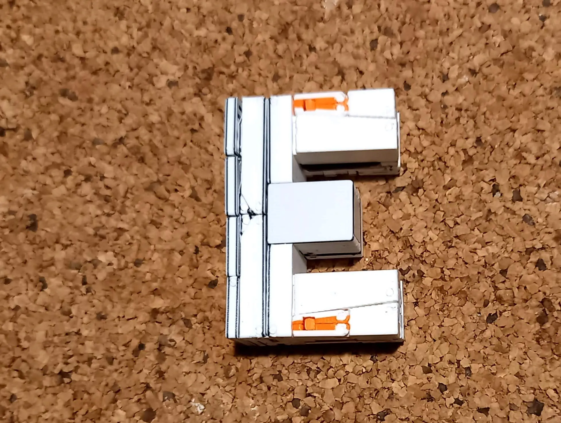 Nhân vật chim đại bàng với tên gọi bí ẩn