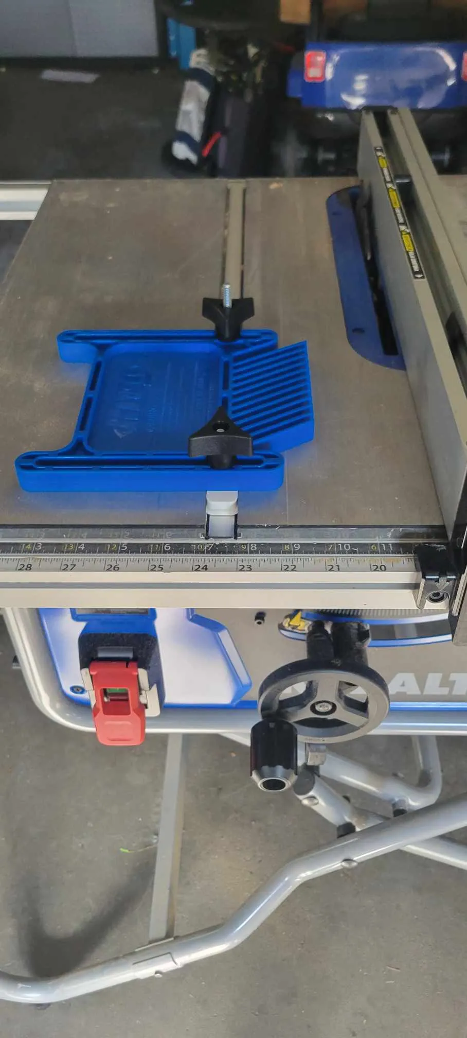 Giá đỡ T-Slot cho máy cưa bàn Kobolt 10 inch