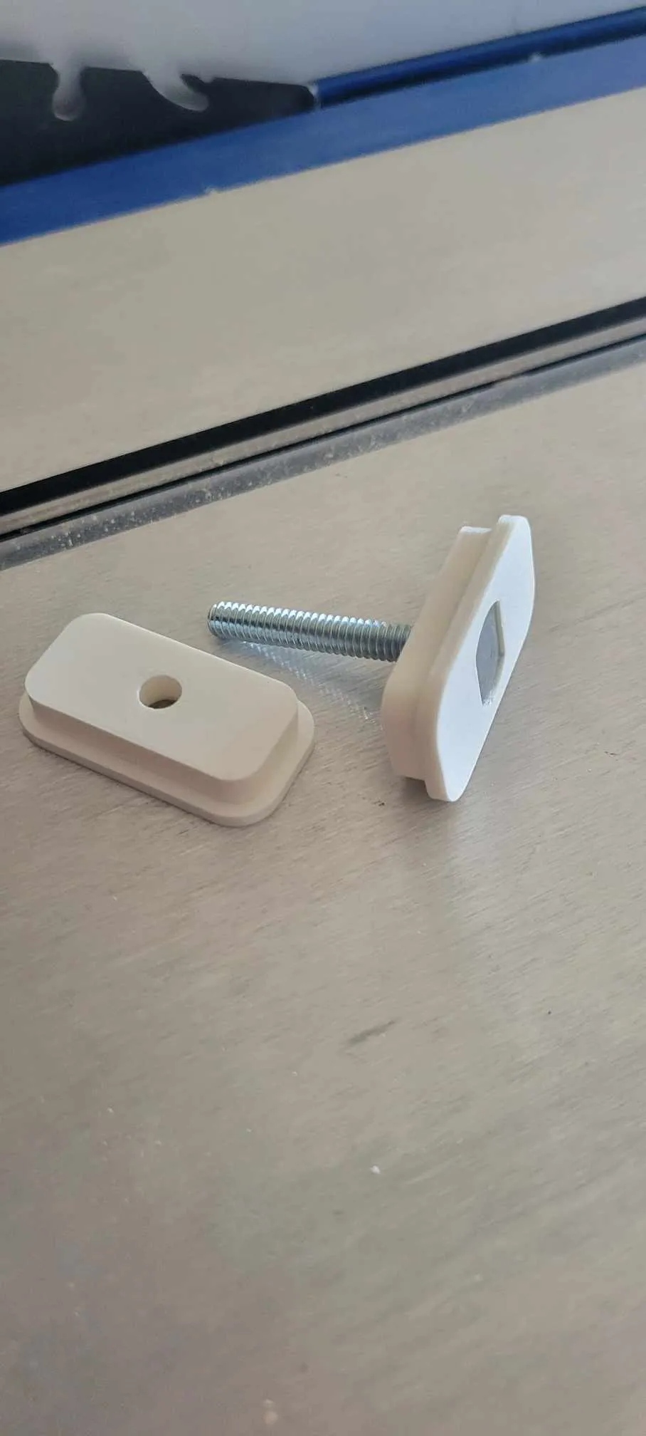 Giá đỡ T-Slot cho máy cưa bàn Kobolt 10 inch