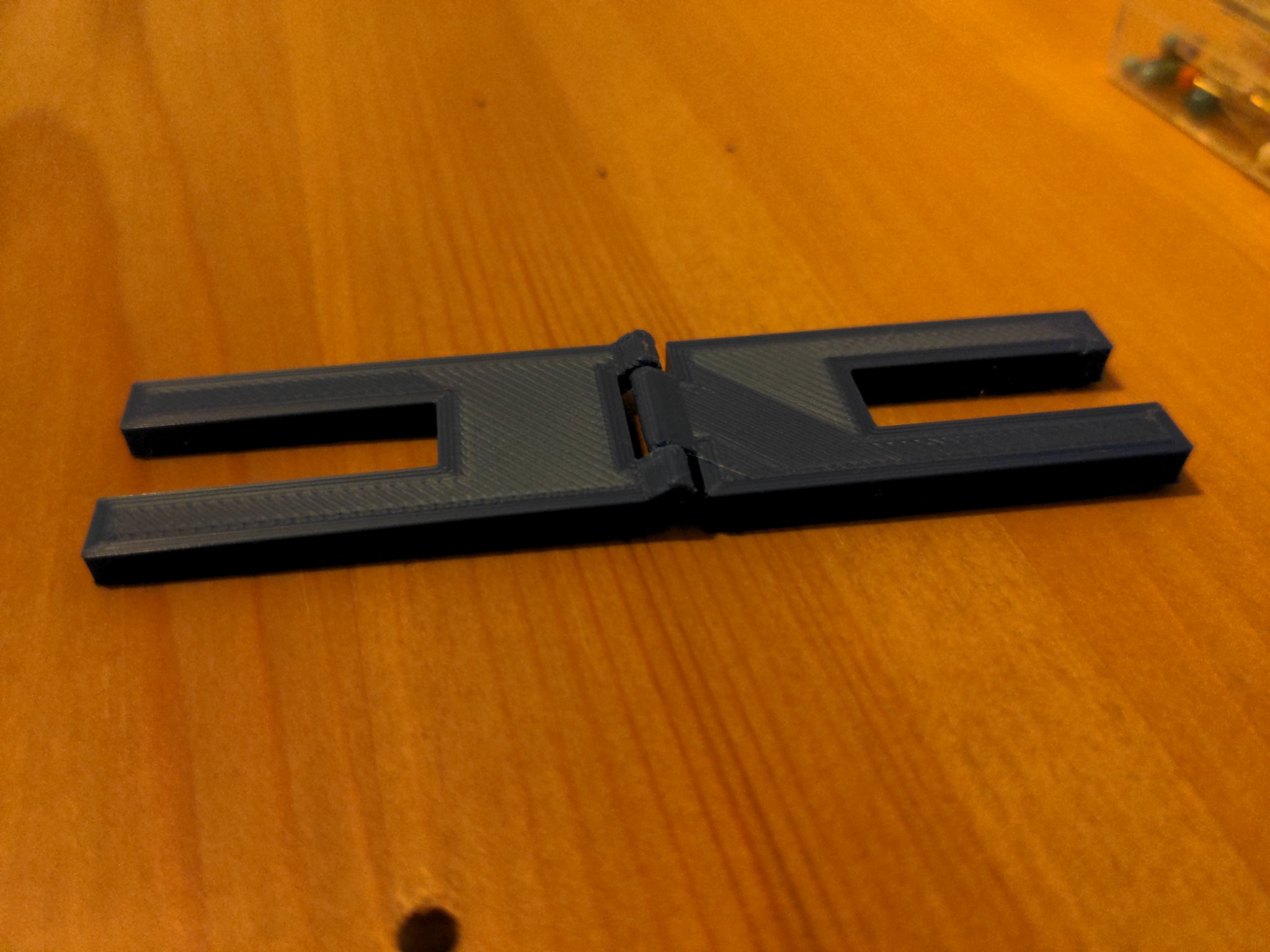 Máy may điều chỉnh chiều cao cho vải dày