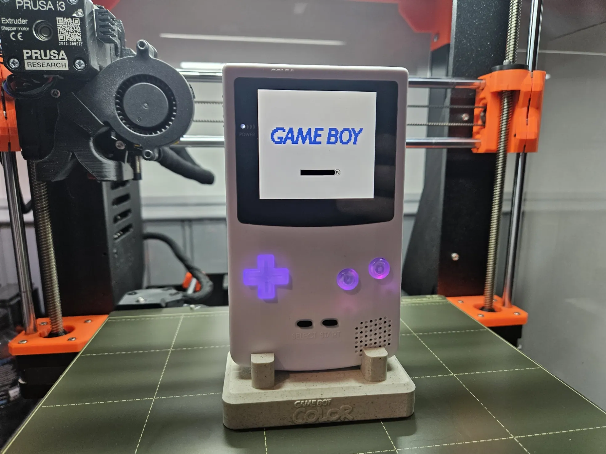Giá đỡ Gameboy Color để trưng bày thiết bị chơi game