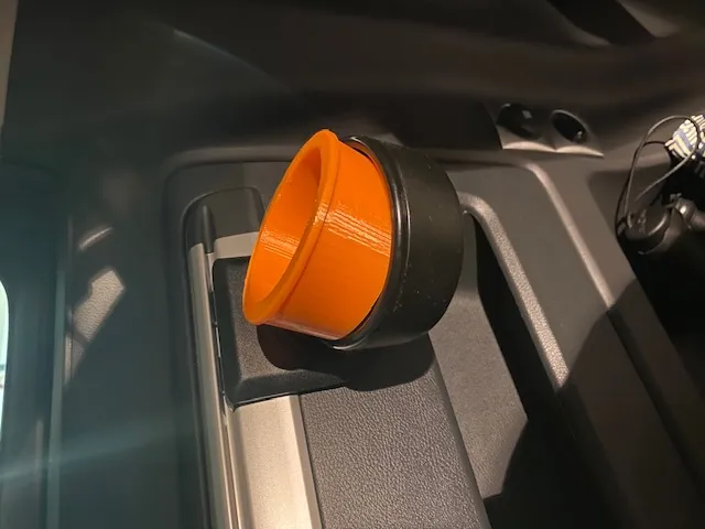 Giá đỡ cốc nhỏ cho T6.1 tại vị trí để cốc/hộp uống