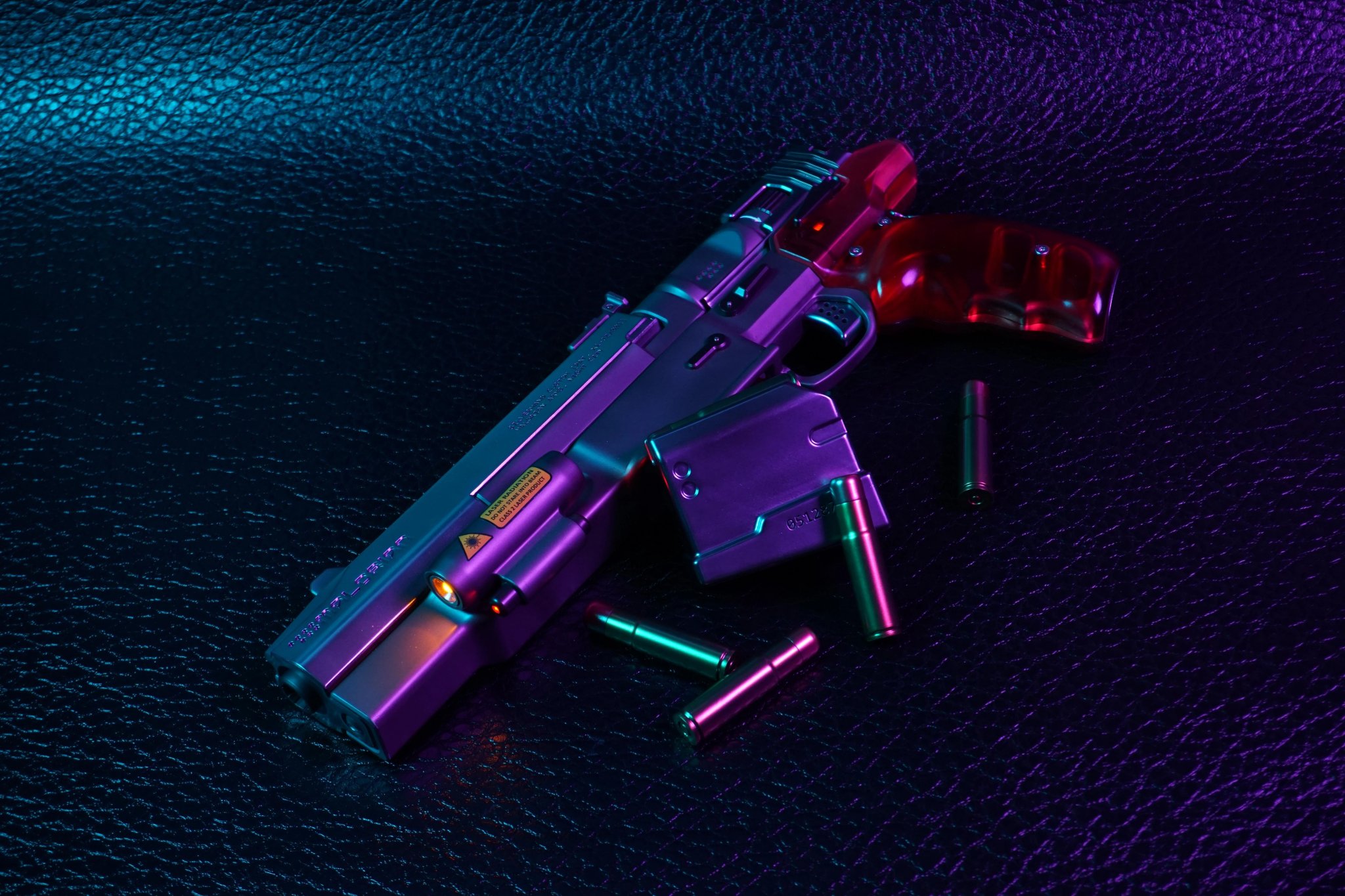 Súng Malorian 3516 của Johnny Silverhand từ Cyberpunk 2077