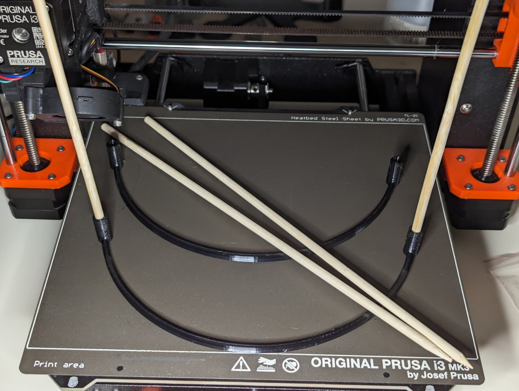 Giá đỡ cây treo đơn giản cho khu vườn