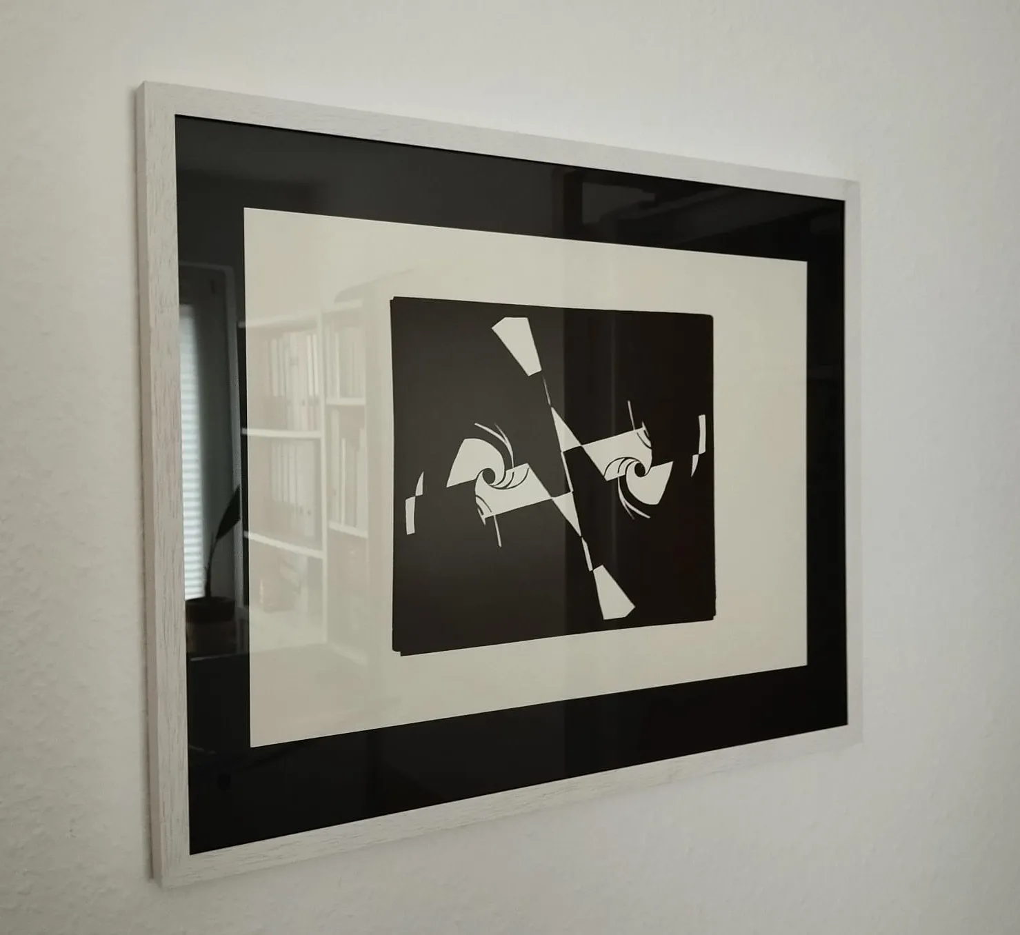 Giá treo khung ảnh Max Aab in 3D tiết kiệm chi phí vận chuyển