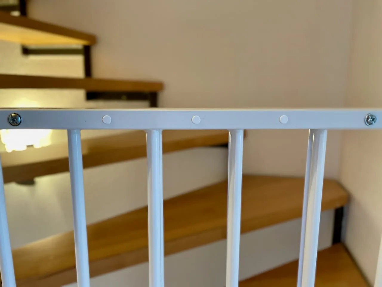 Nắp lỗ điều chỉnh cho thanh bảo vệ cầu thang thương hiệu reer