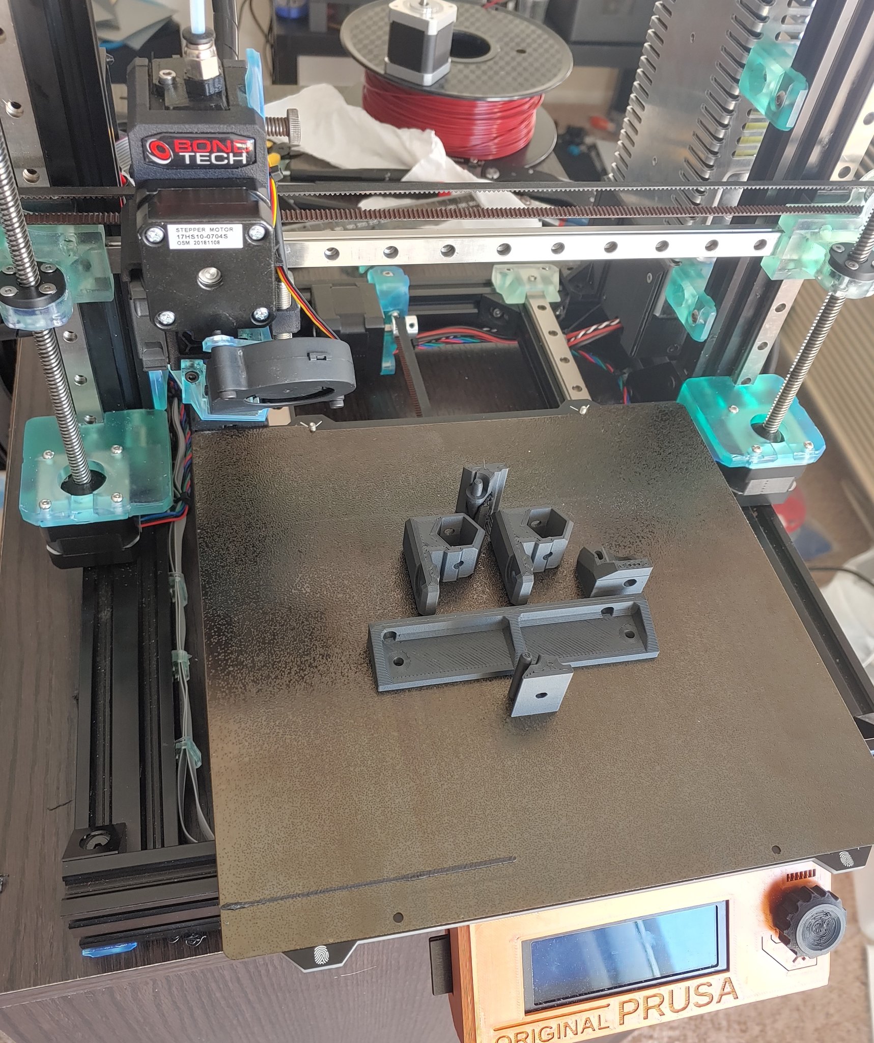 Cải tiến ray tuyến tính Prusa Bear với trục x ray đơn