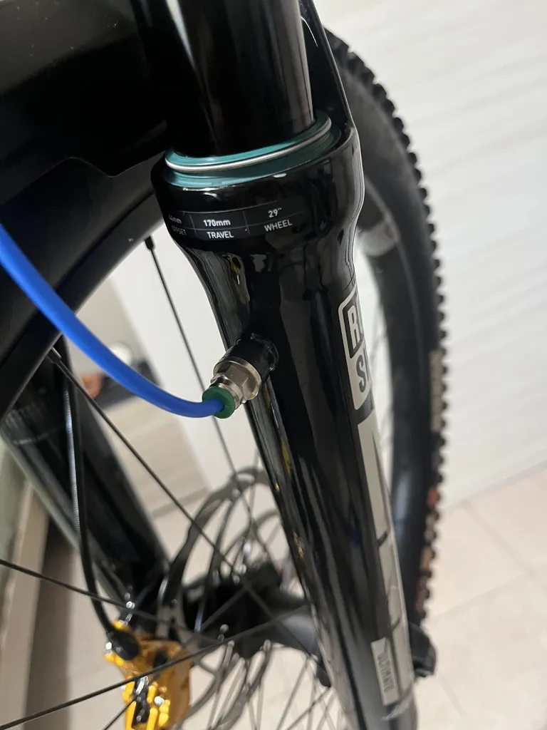 Bộ chuyển đổi AirLink RockShox Zeb cho xe đạp địa hình