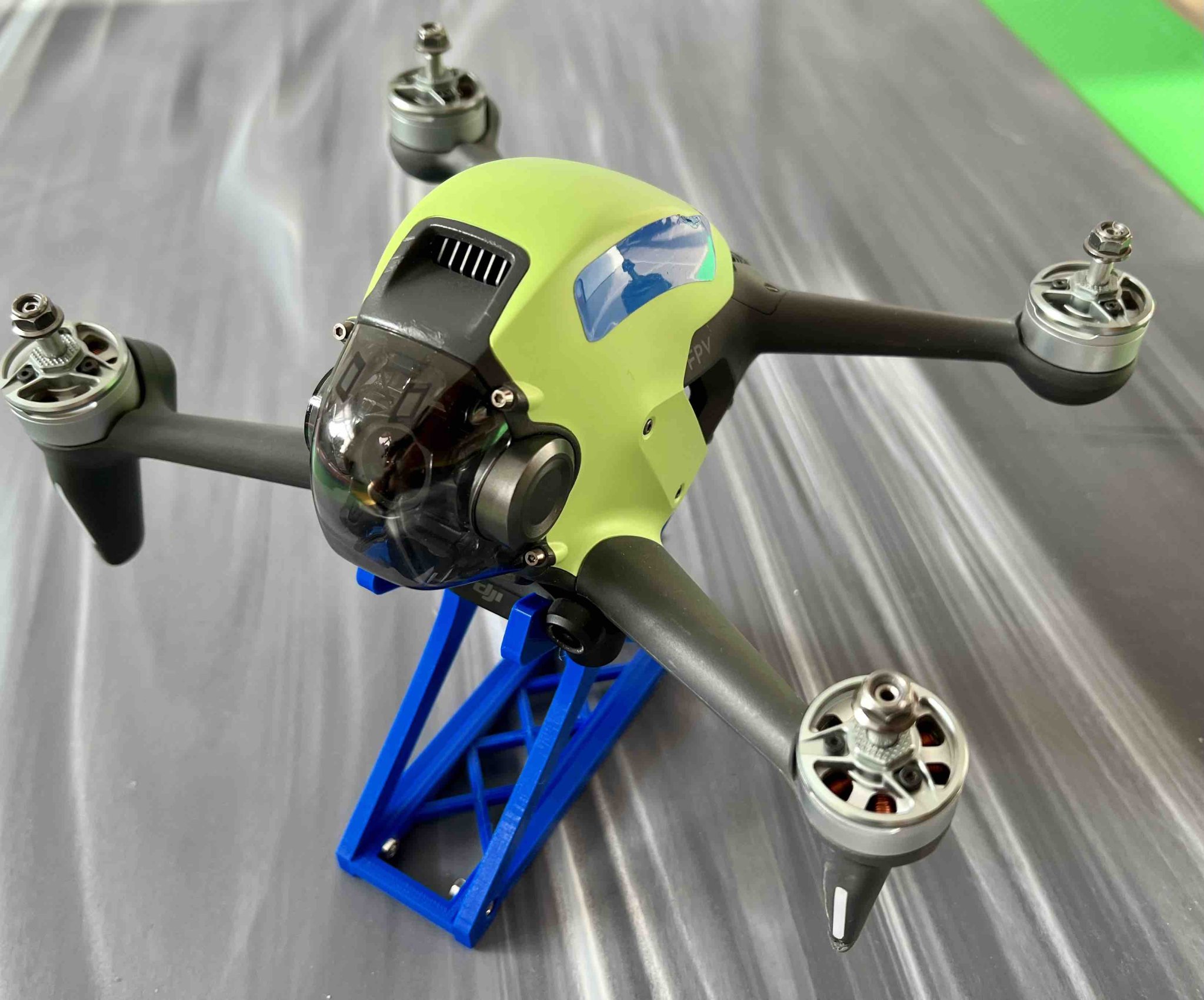 Giá đỡ cho drone DJI FPV không cần pin